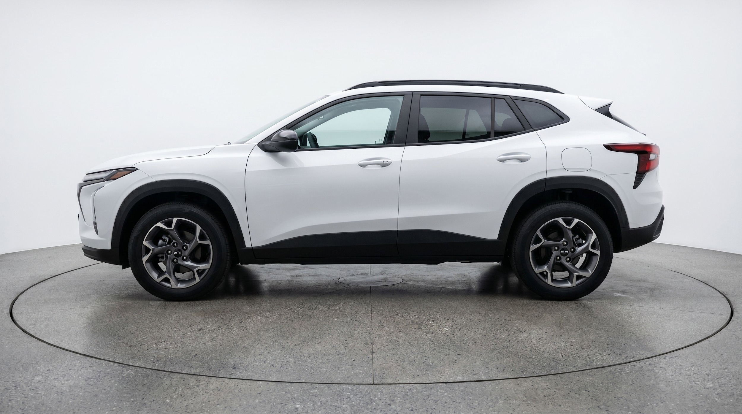 Thumbnail: 2025 Chevrolet Trax - 5