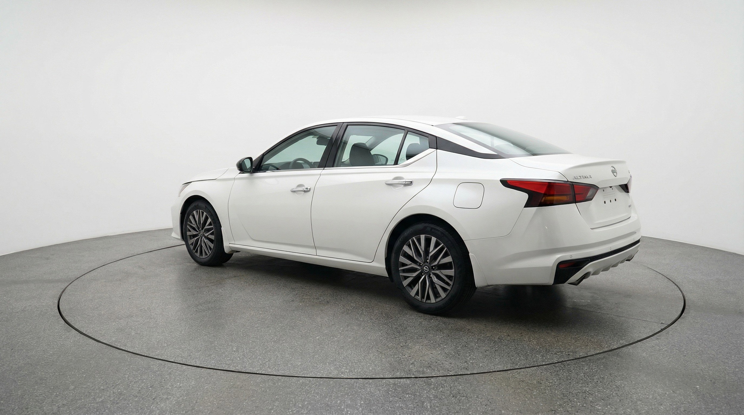 Thumbnail: 2025 Nissan Altima - 6