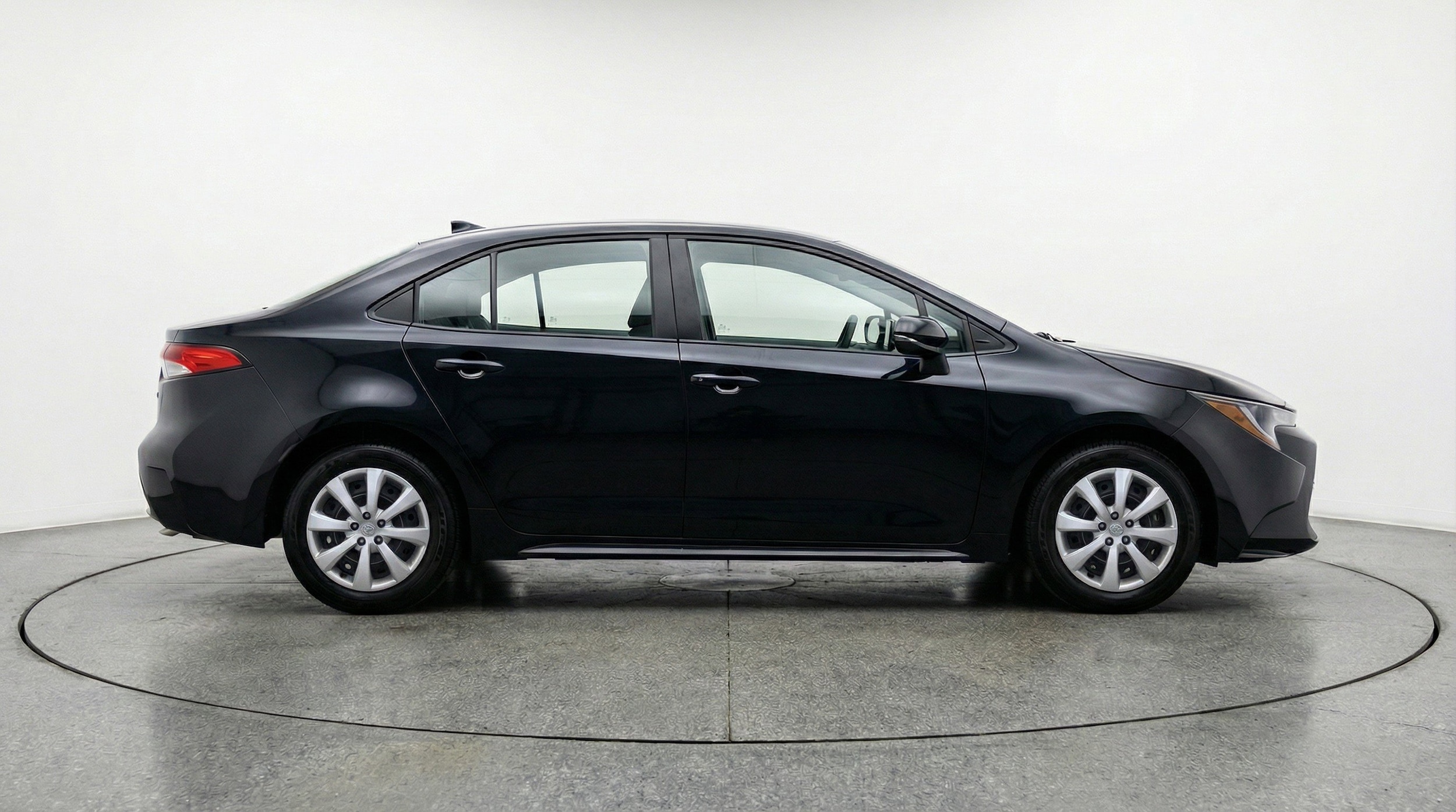 Thumbnail: 2025 Toyota Corolla - 11