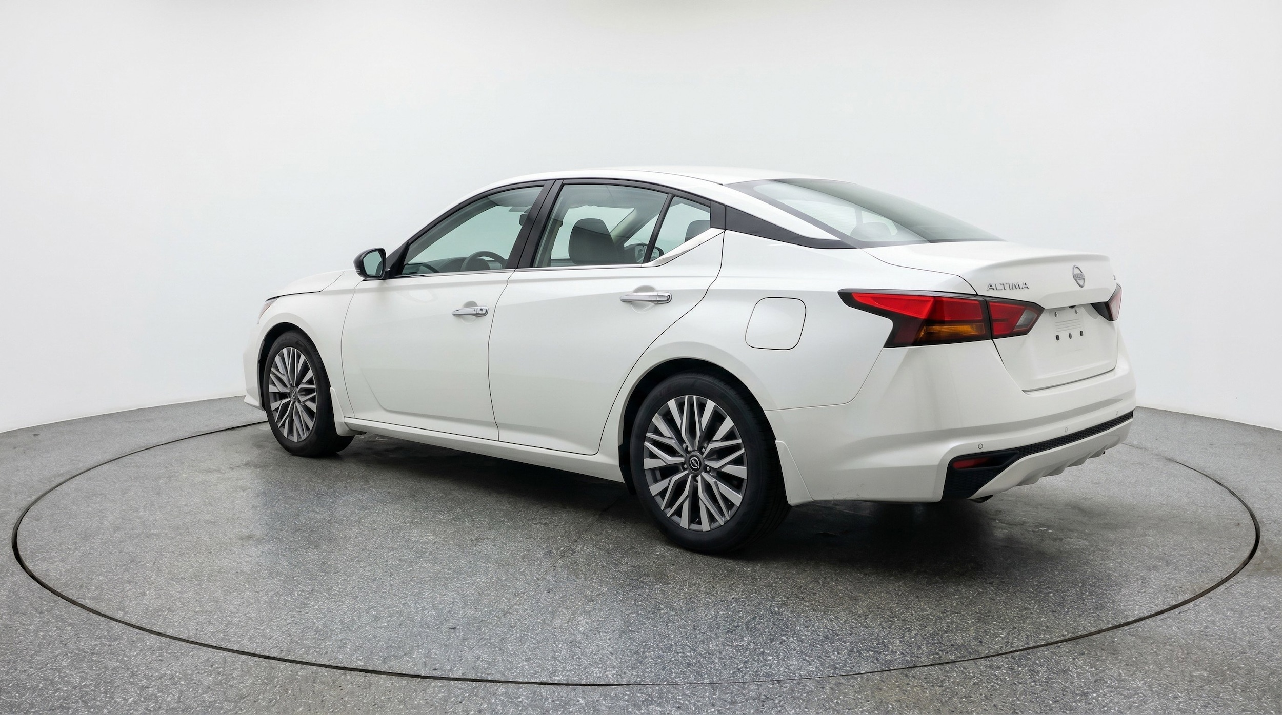 Thumbnail: 2025 Nissan Altima - 6