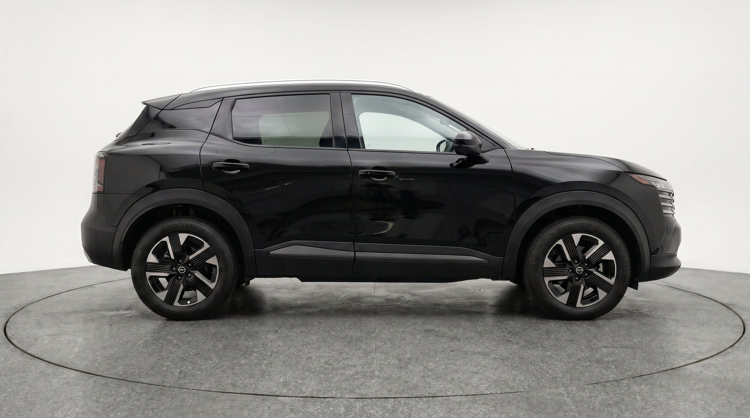 Thumbnail: 2026 Nissan Kicks - 11