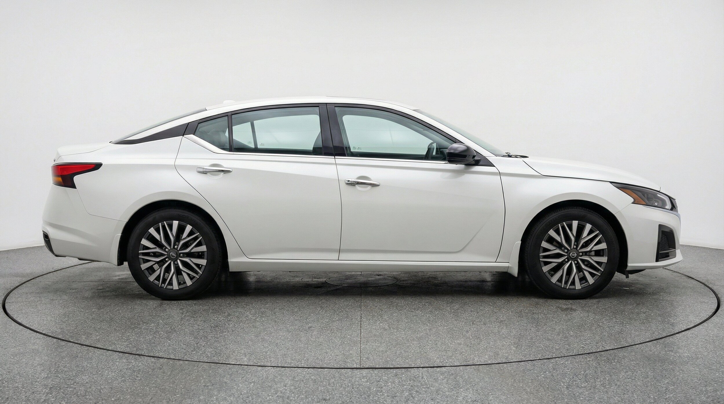 Thumbnail: 2025 Nissan Altima - 11
