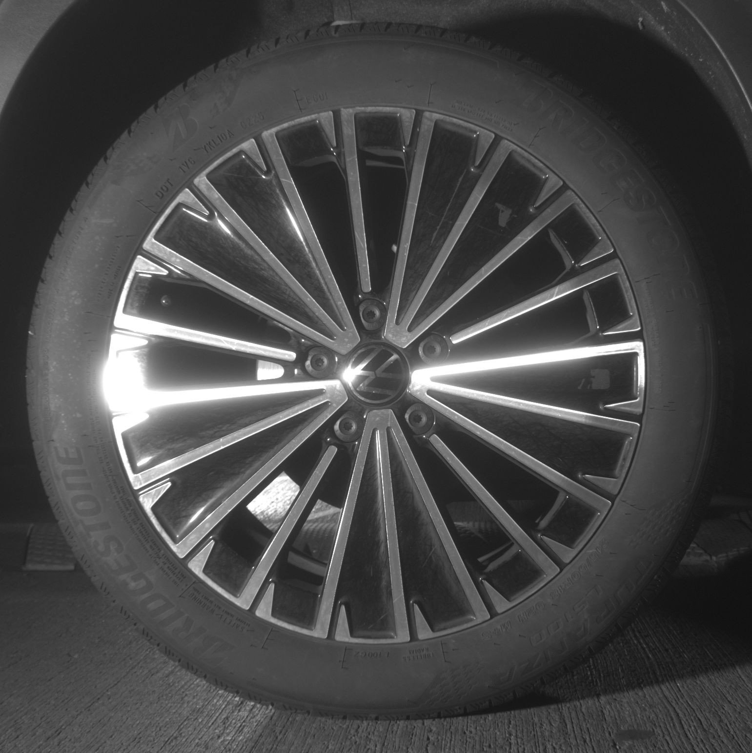 Thumbnail: 2025 Volkswagen Taos - 15