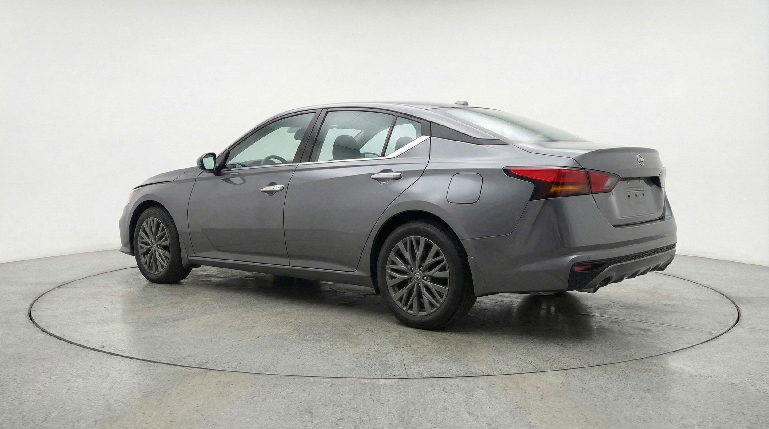 Thumbnail: 2025 Nissan Altima - 6