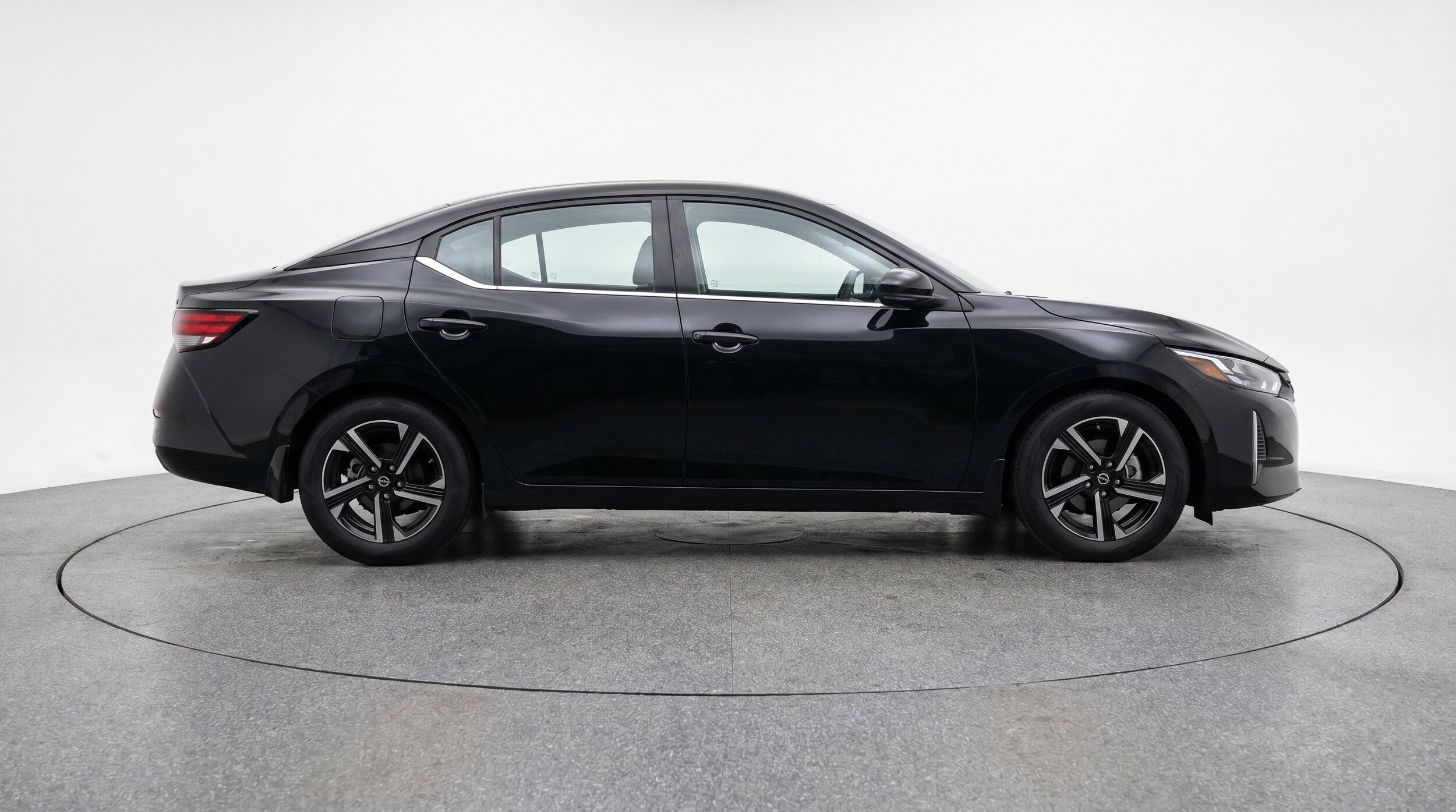 Thumbnail: 2025 Nissan Sentra - 11
