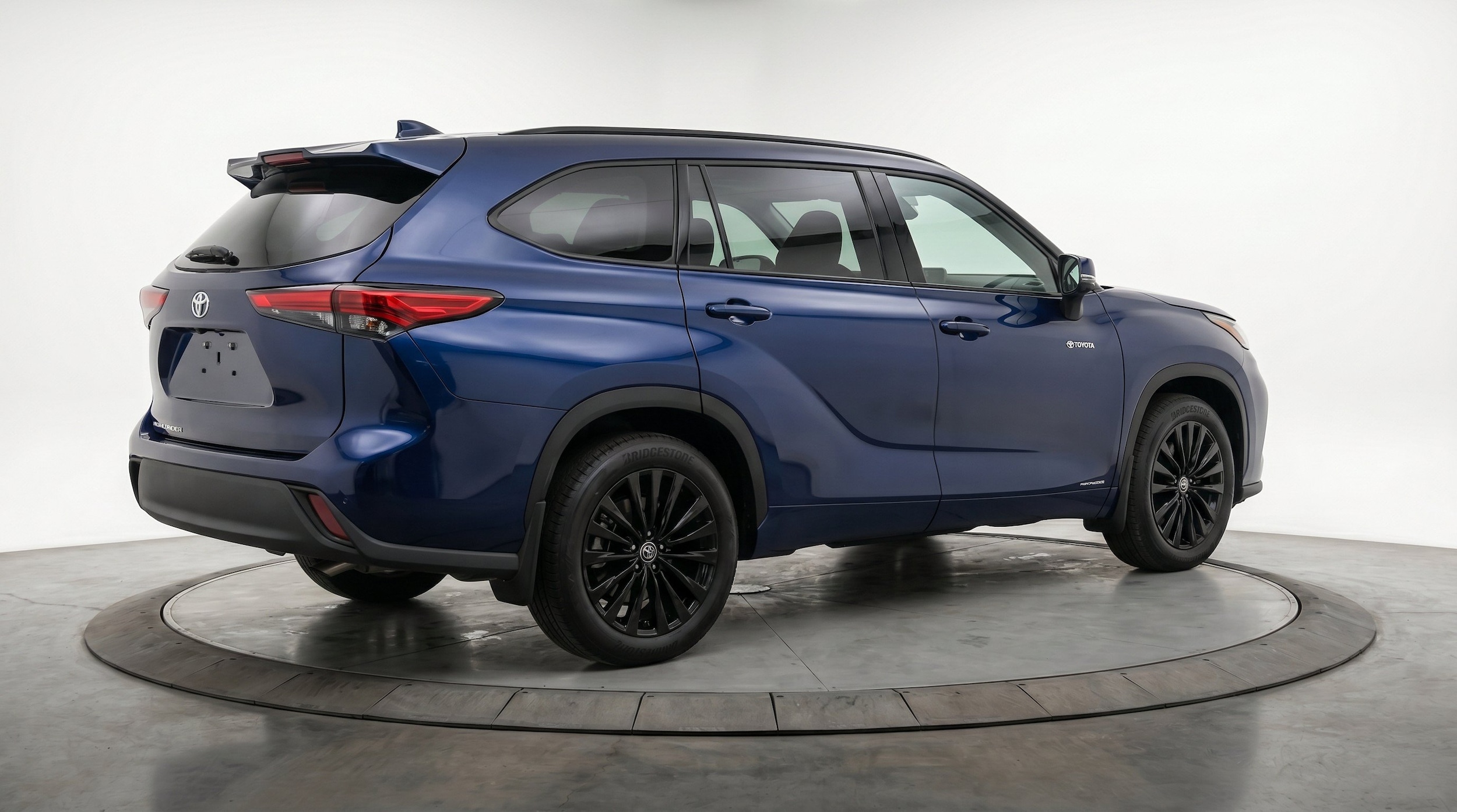 Thumbnail: 2025 Toyota Highlander - 9