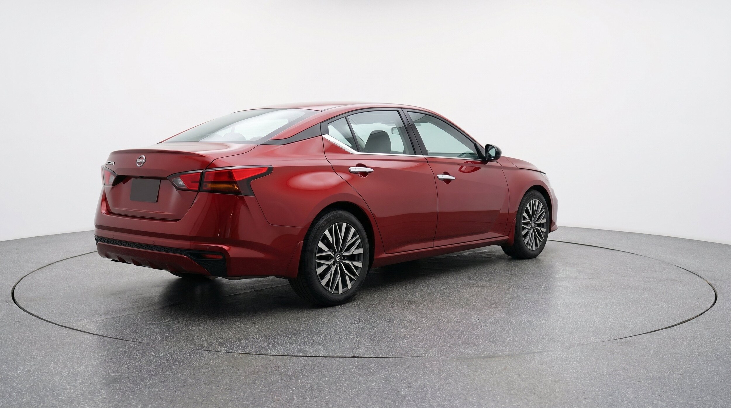 Thumbnail: 2025 Nissan Altima - 9