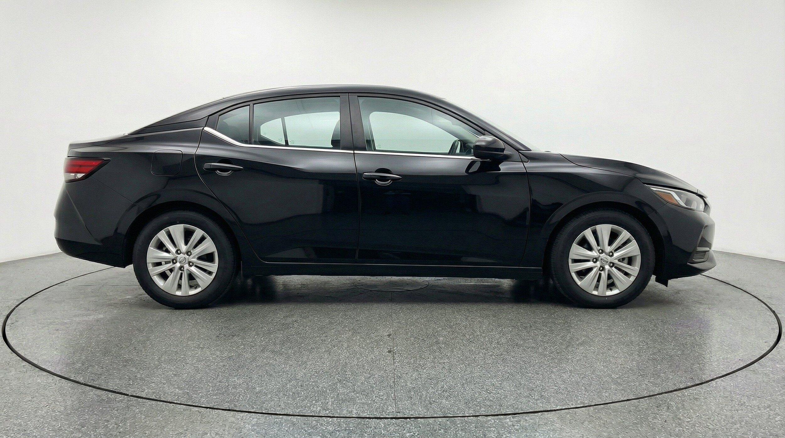 Thumbnail: 2025 Nissan Sentra - 11