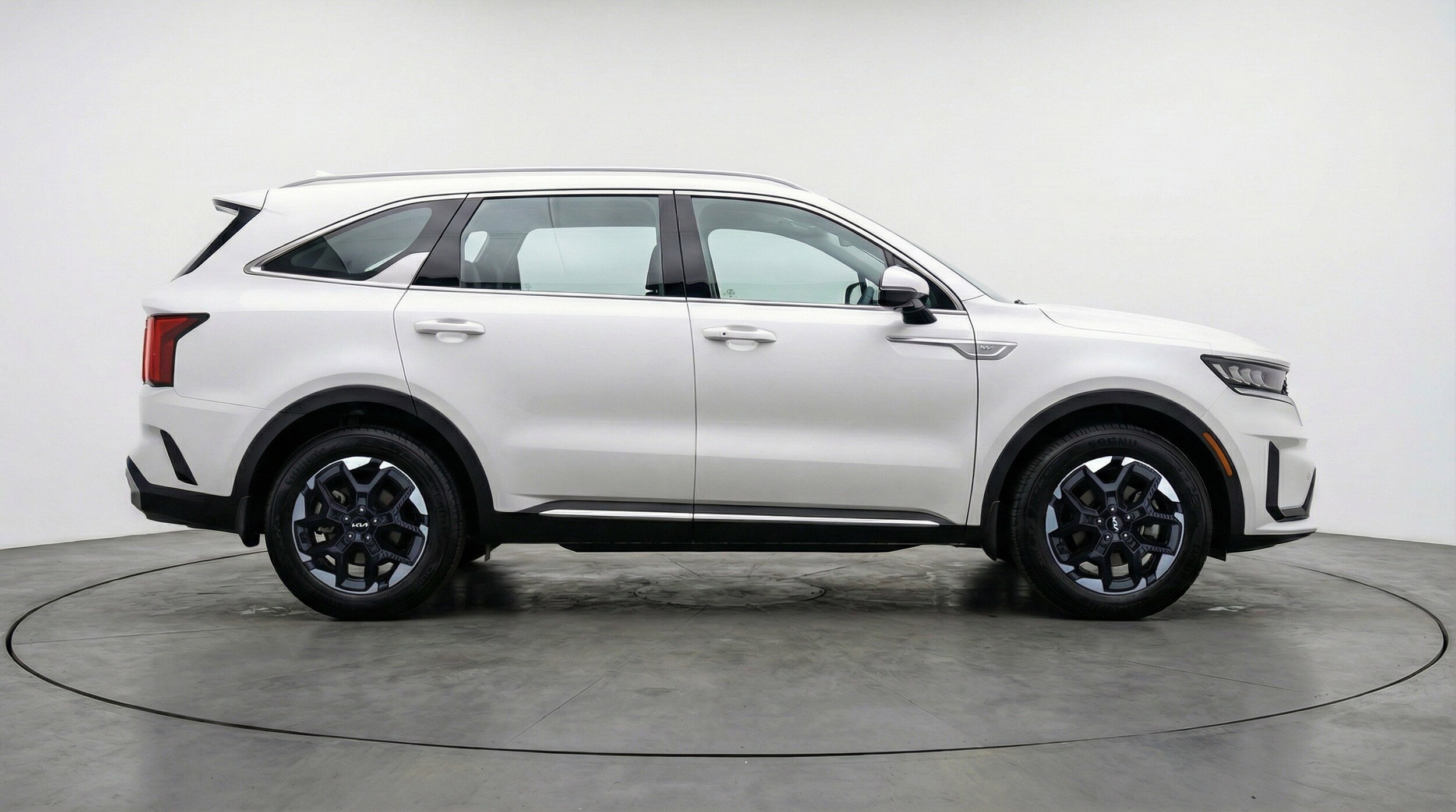 Thumbnail: 2024 Kia Sorento - 11