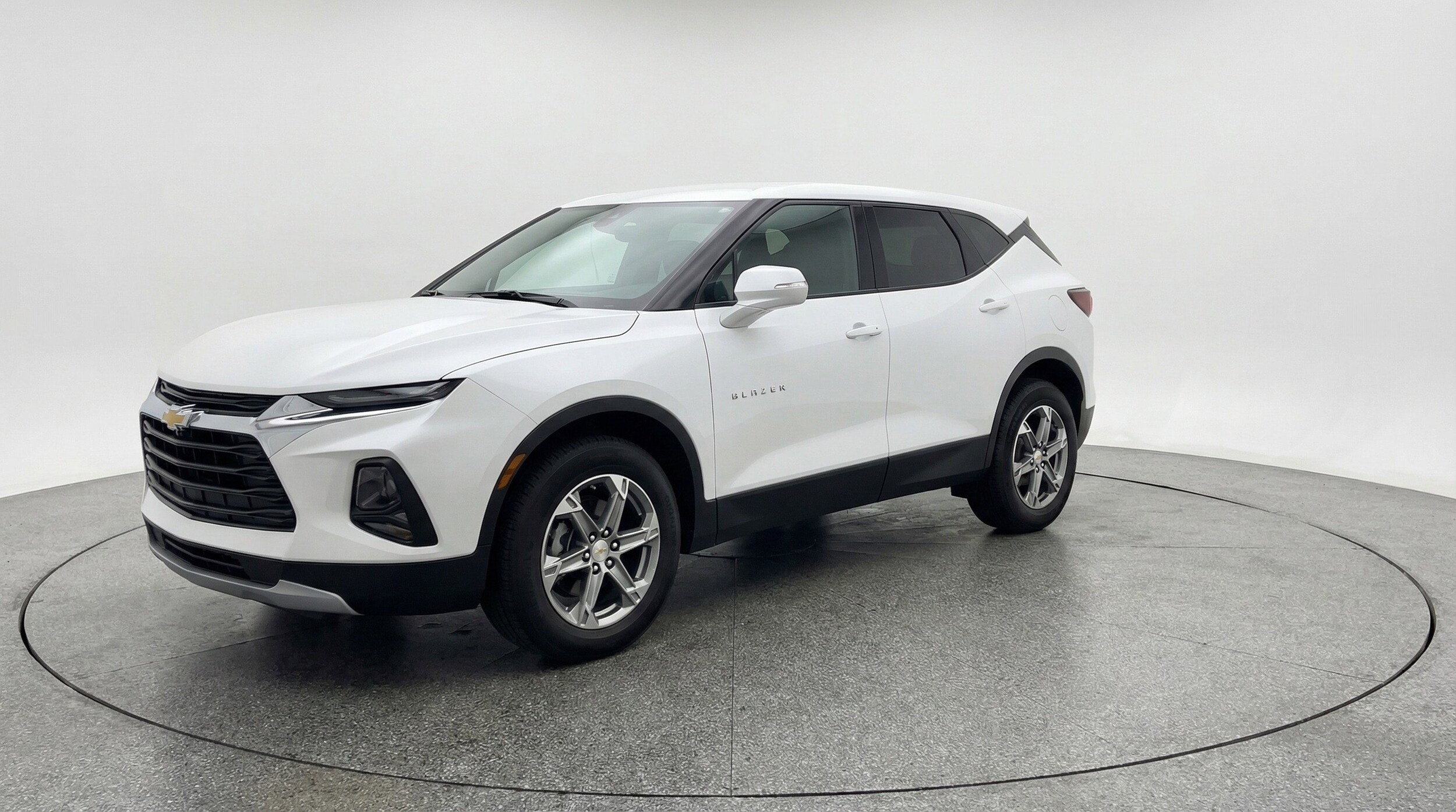 Thumbnail: 2025 Chevrolet Blazer - 3