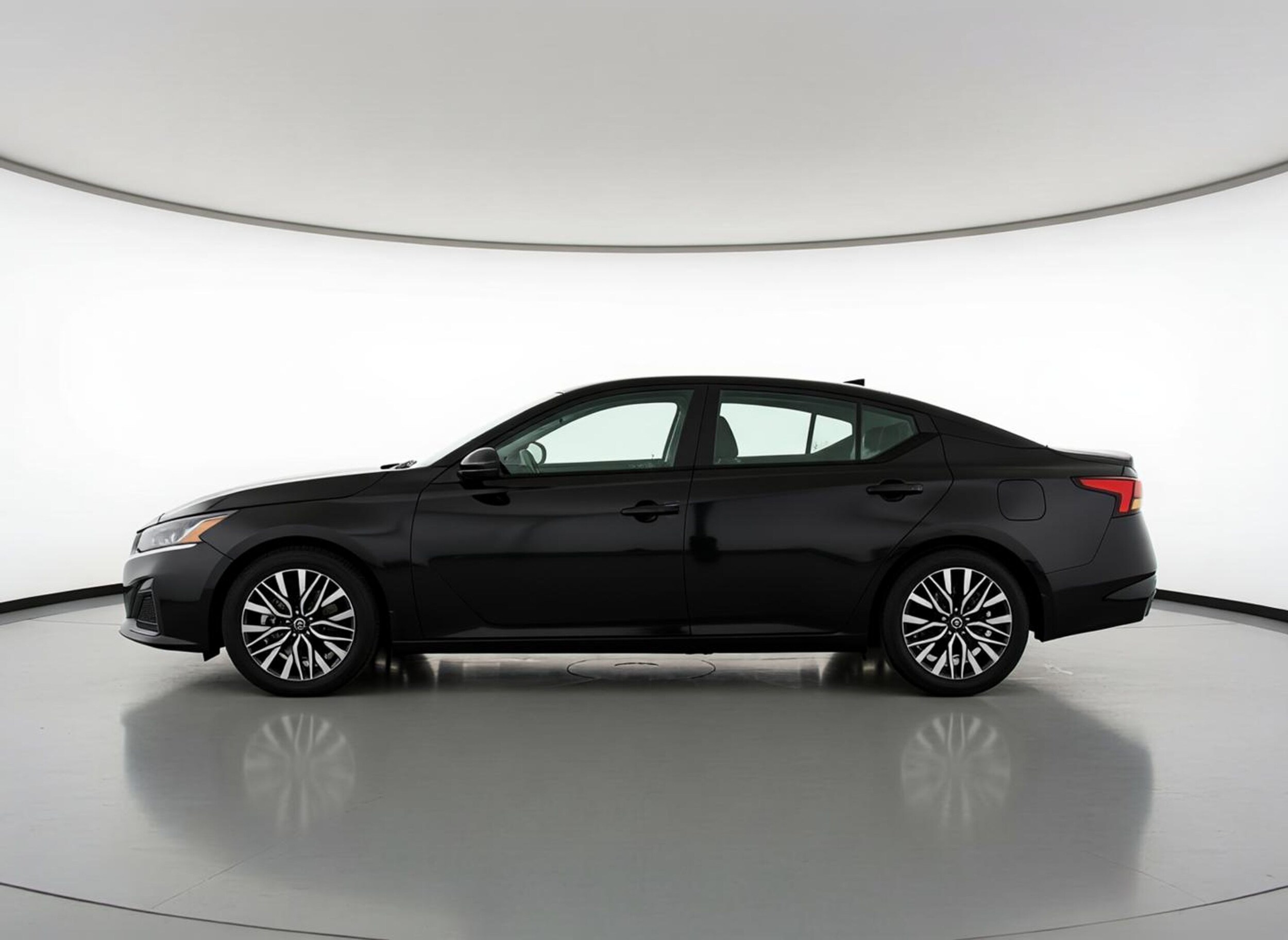 Thumbnail: 2025 Nissan Altima - 4