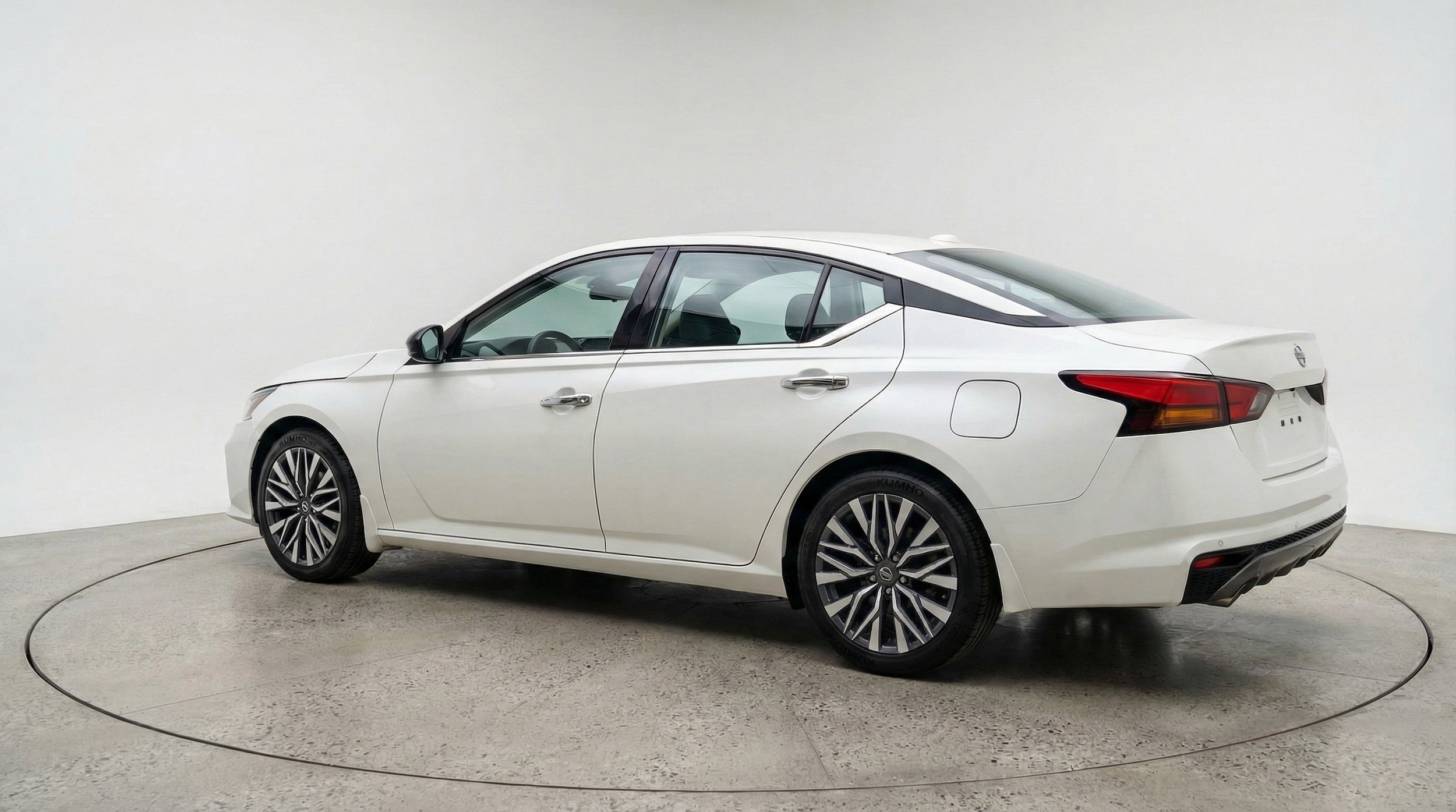 Thumbnail: 2025 Nissan Altima - 6