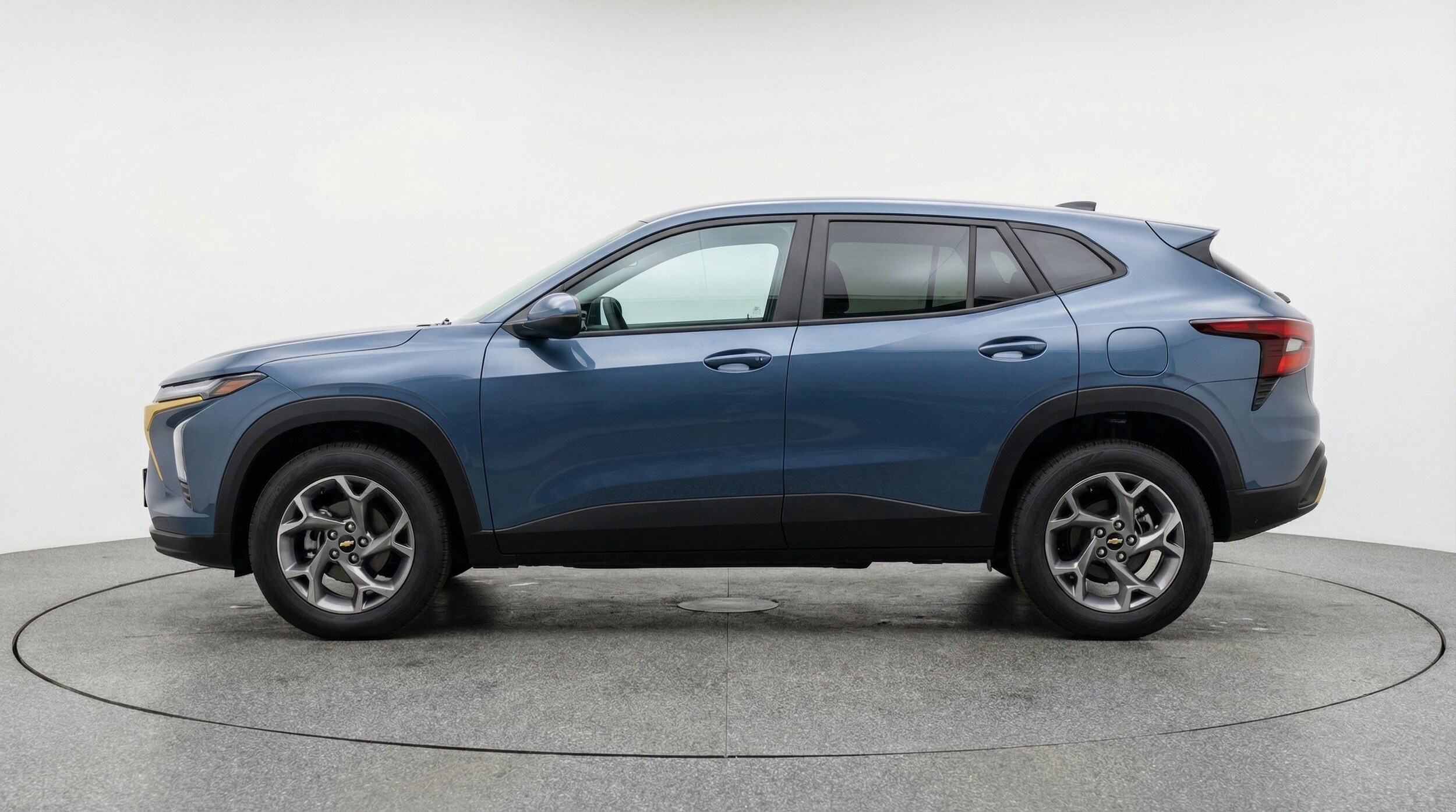 Thumbnail: 2025 Chevrolet Trax - 5