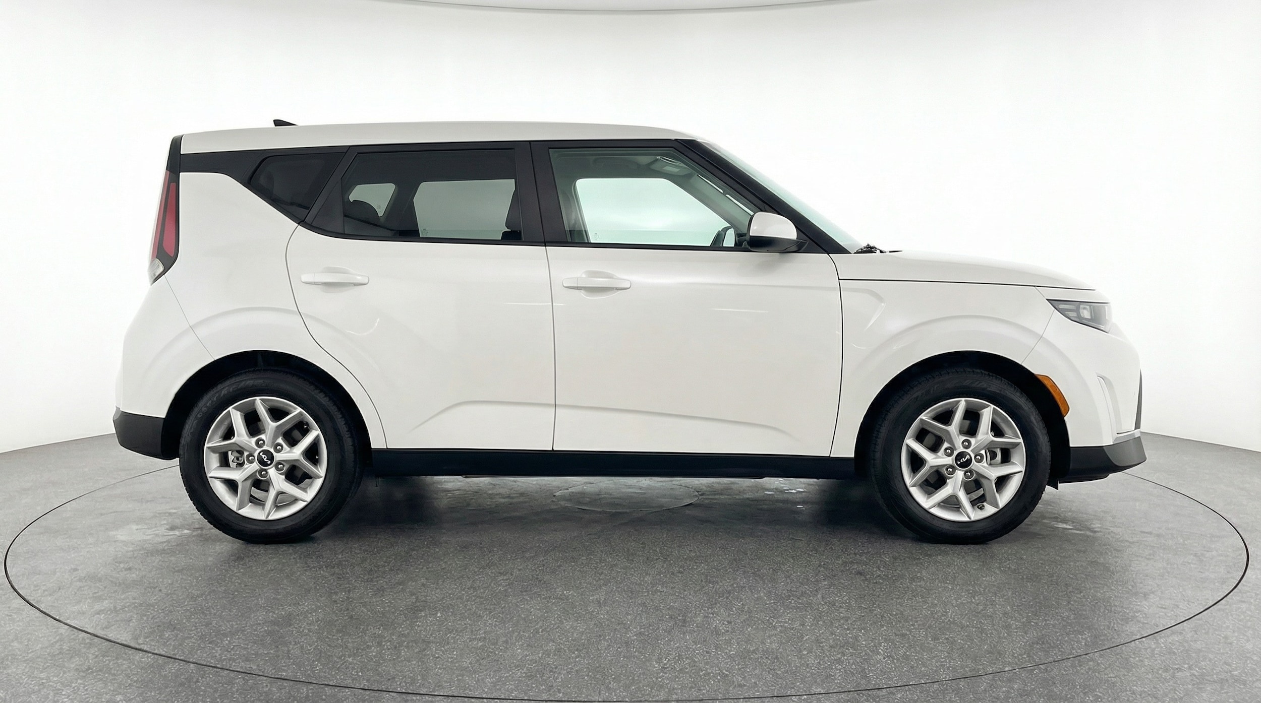 Thumbnail: 2025 Kia Soul - 8