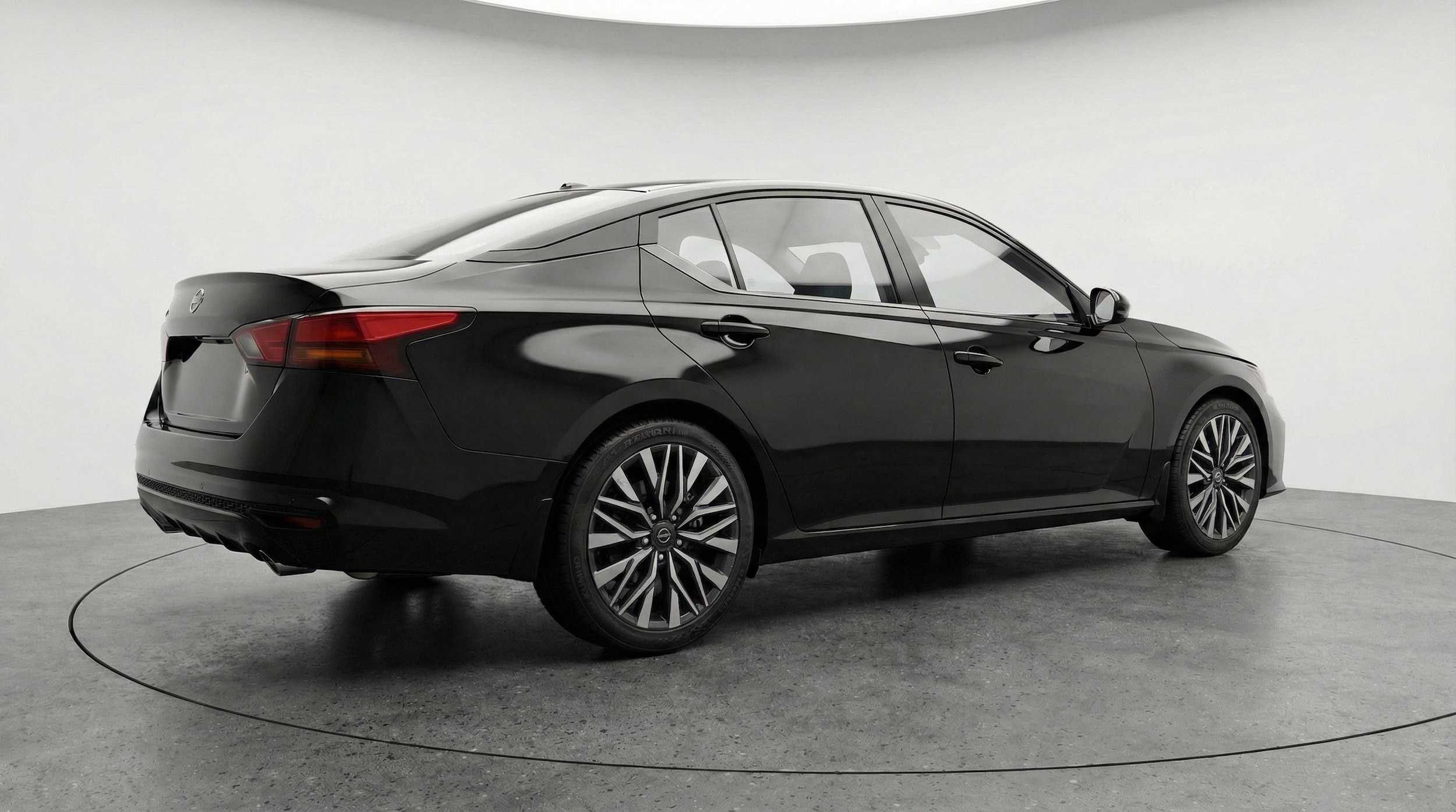 Thumbnail: 2025 Nissan Altima - 9