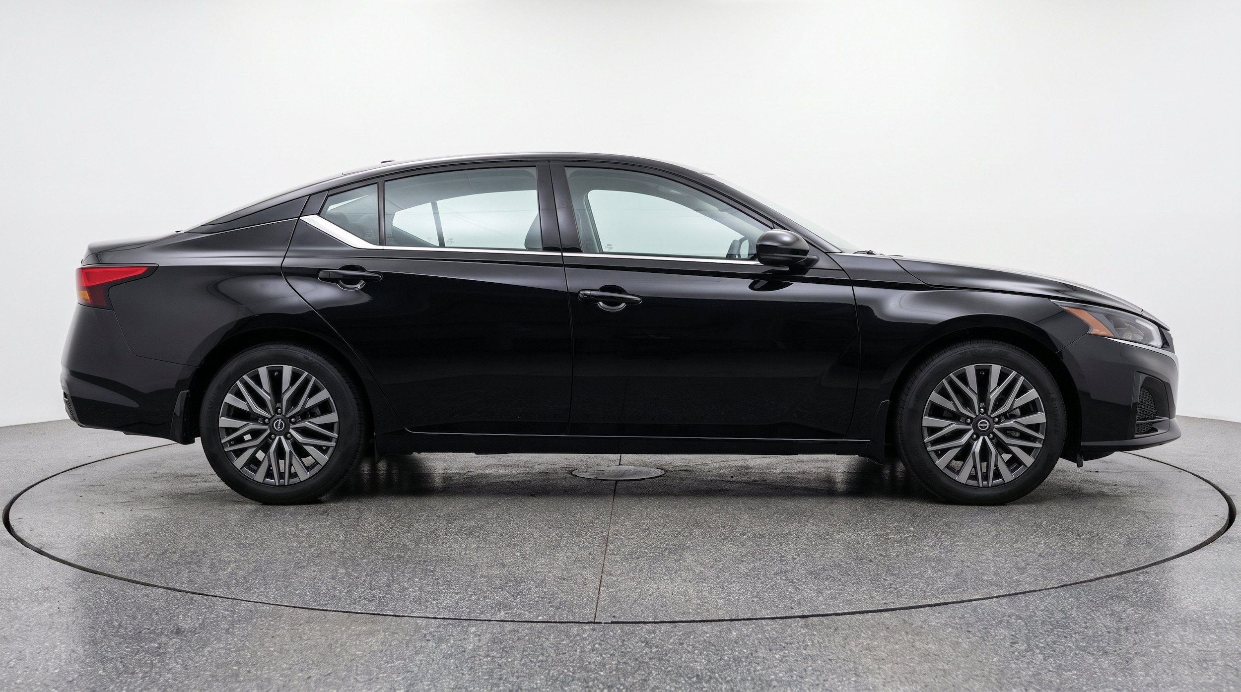 Thumbnail: 2025 Nissan Altima - 11
