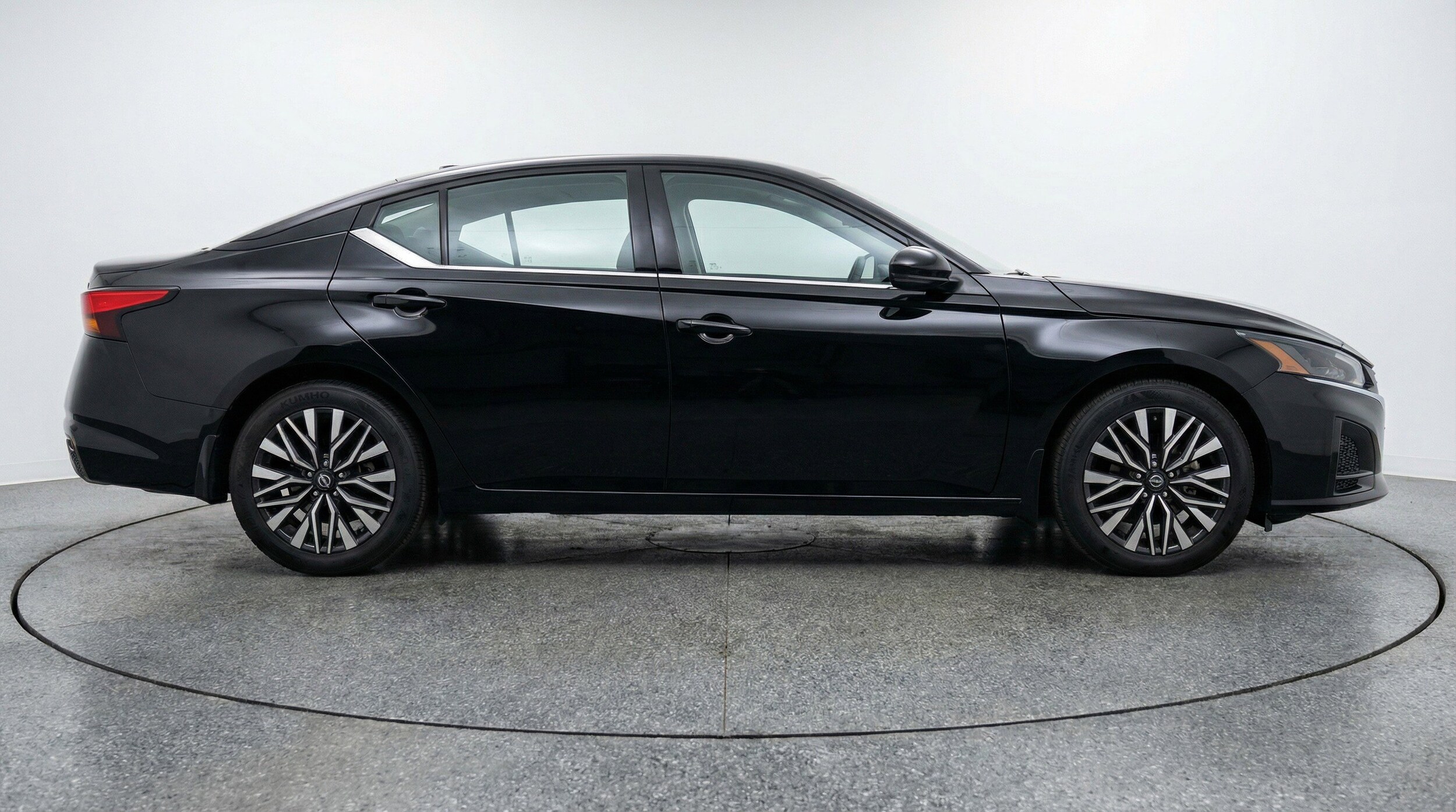 Thumbnail: 2025 Nissan Altima - 11