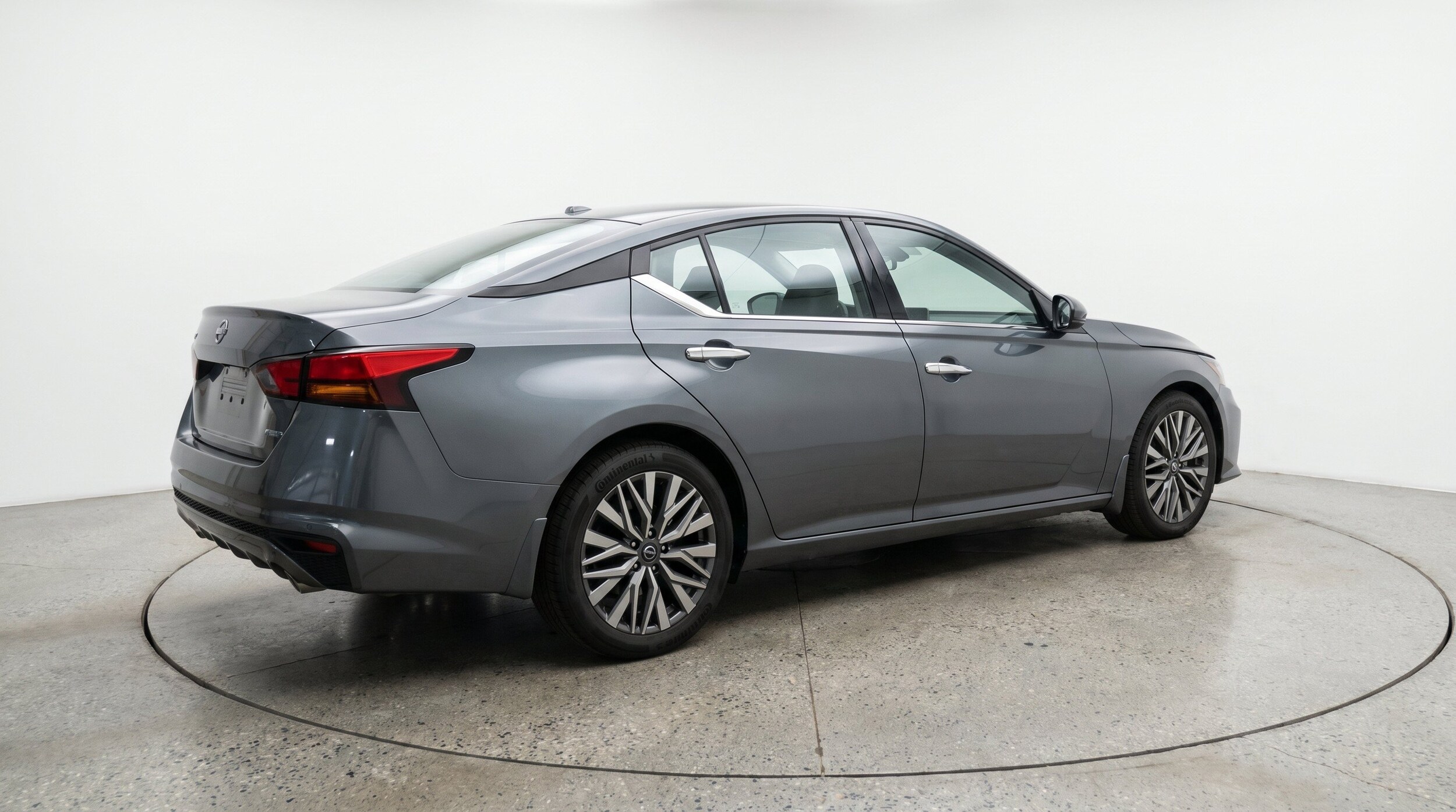 Thumbnail: 2025 Nissan Altima - 9
