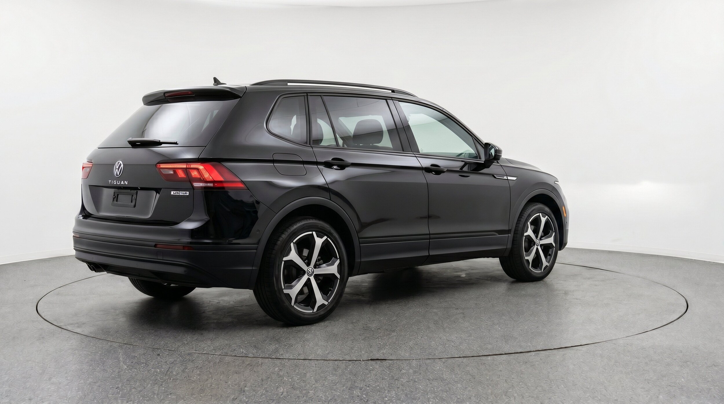 Thumbnail: 2026 Volkswagen Tiguan - 9