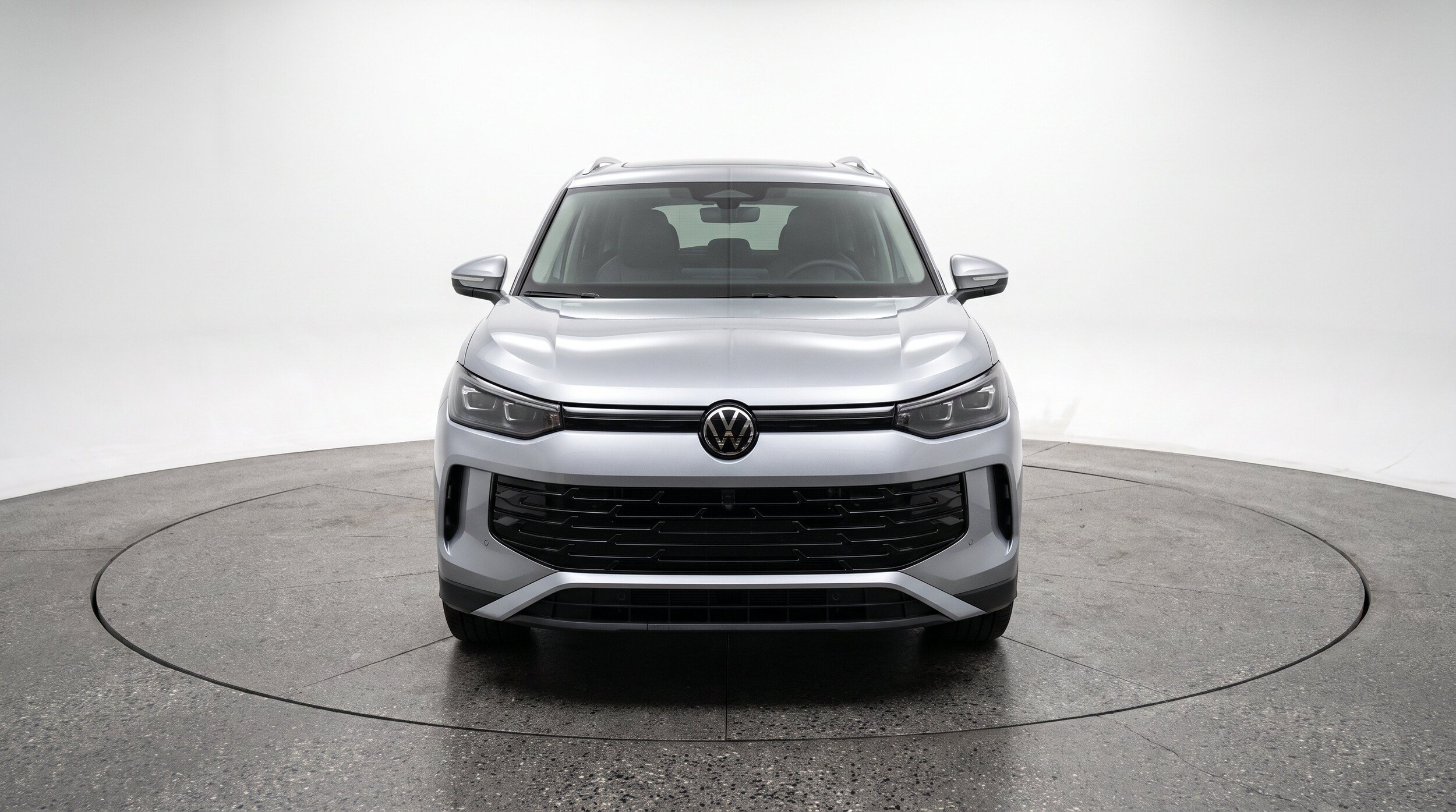 Thumbnail: 2026 Volkswagen Tiguan - 2