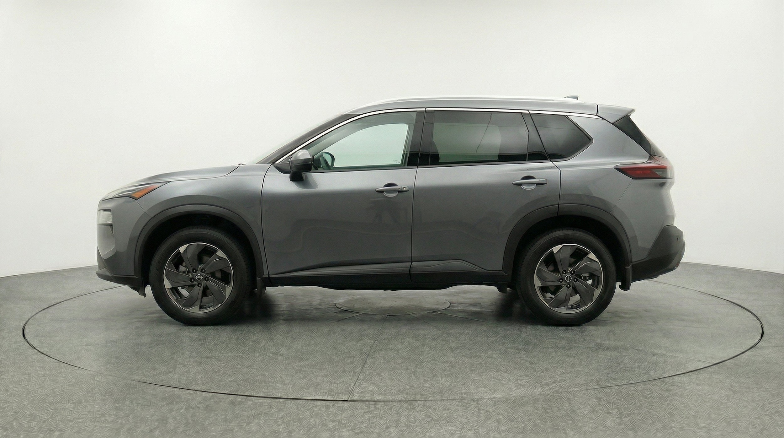 Thumbnail: 2025 Nissan Rogue - 5