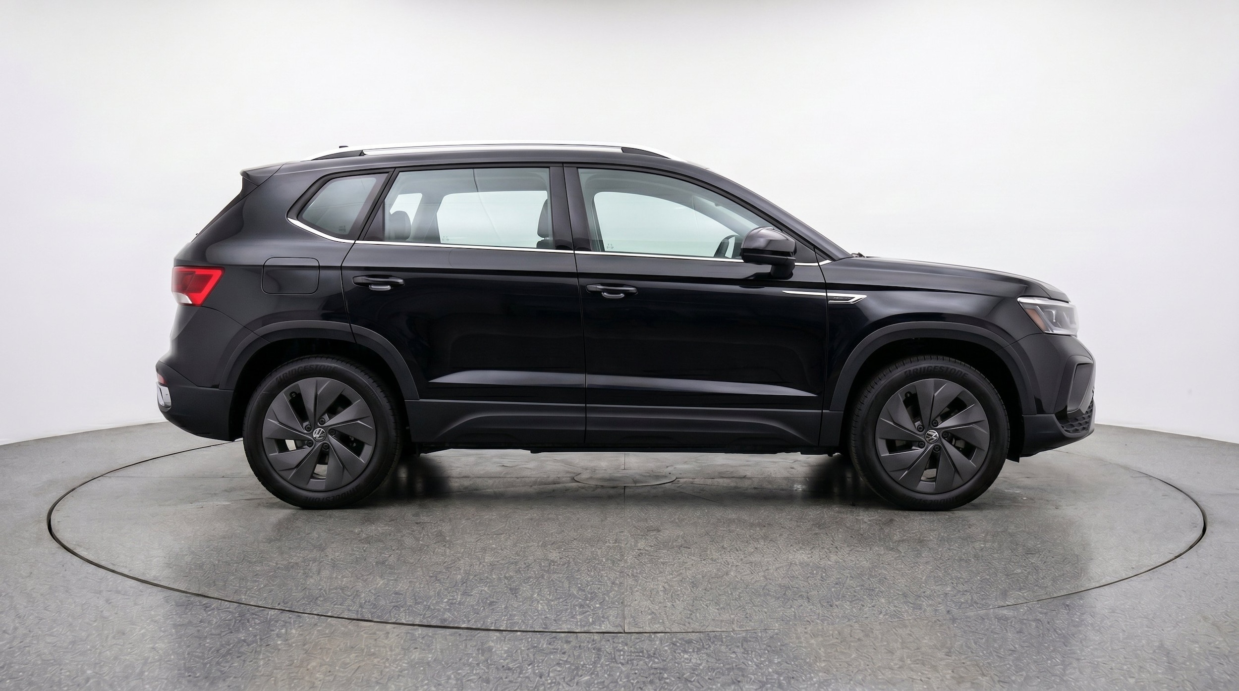 Thumbnail: 2026 Volkswagen Taos - 11