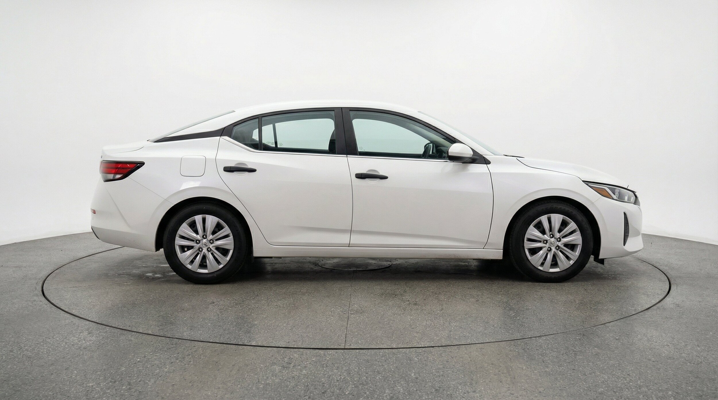 Thumbnail: 2025 Nissan Sentra - 11