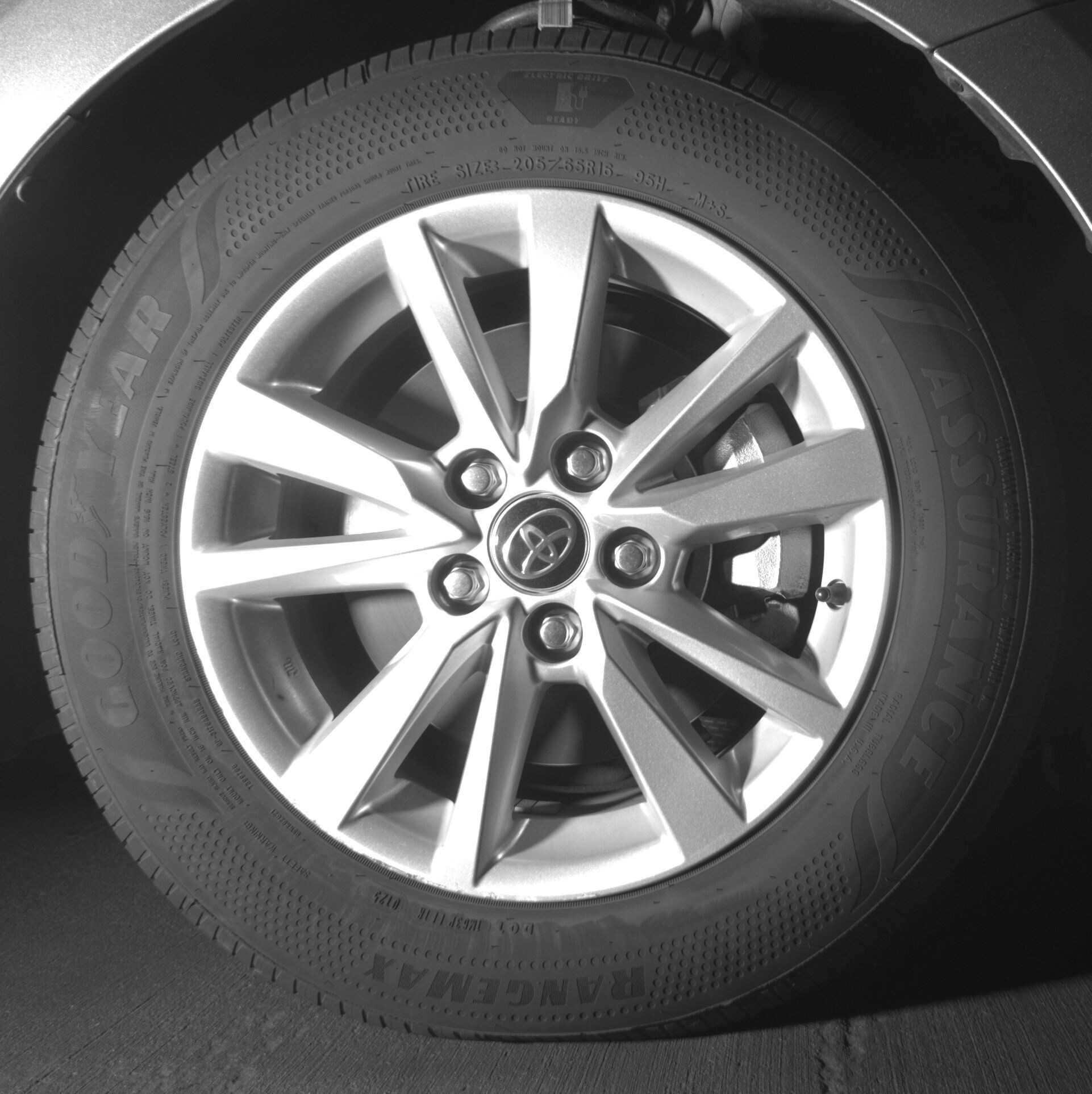 Thumbnail: 2025 Toyota Camry - 10