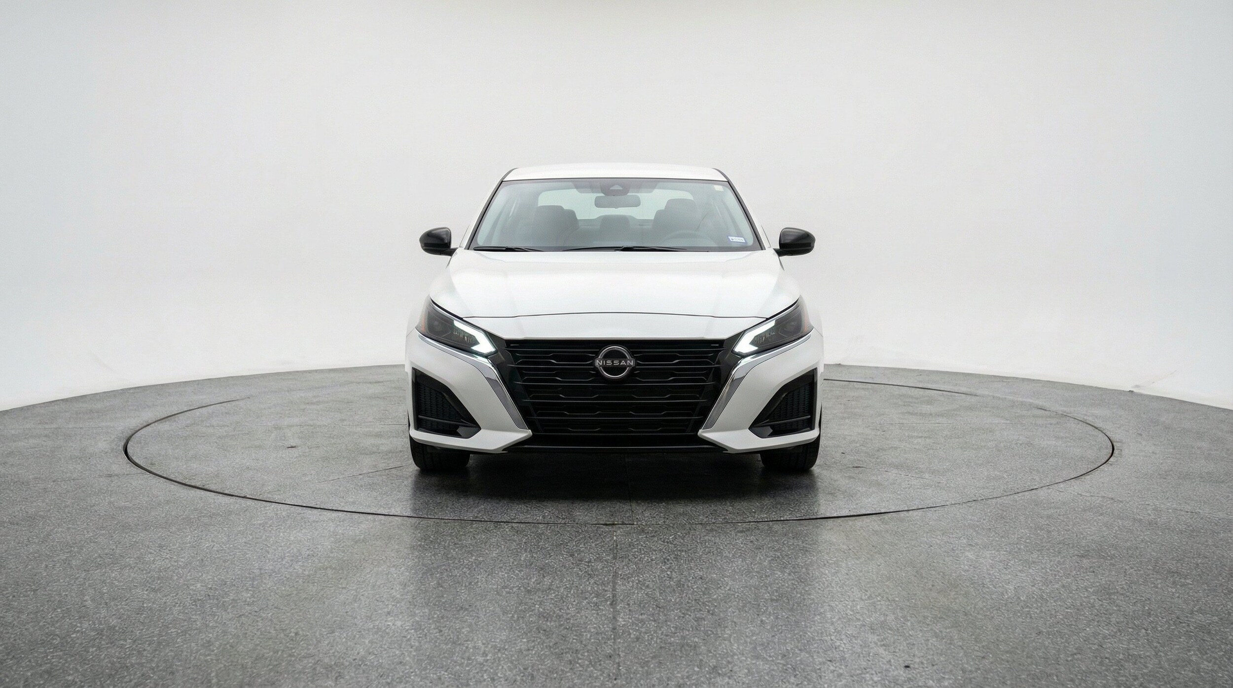 Thumbnail: 2025 Nissan Altima - 2