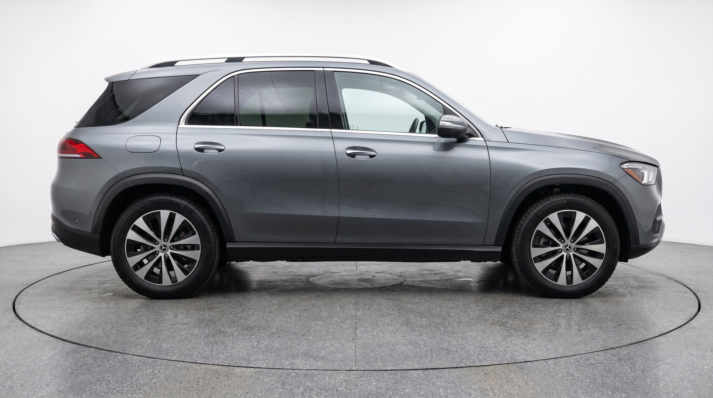 Thumbnail: 2026 Mercedes-Benz GLE - 11