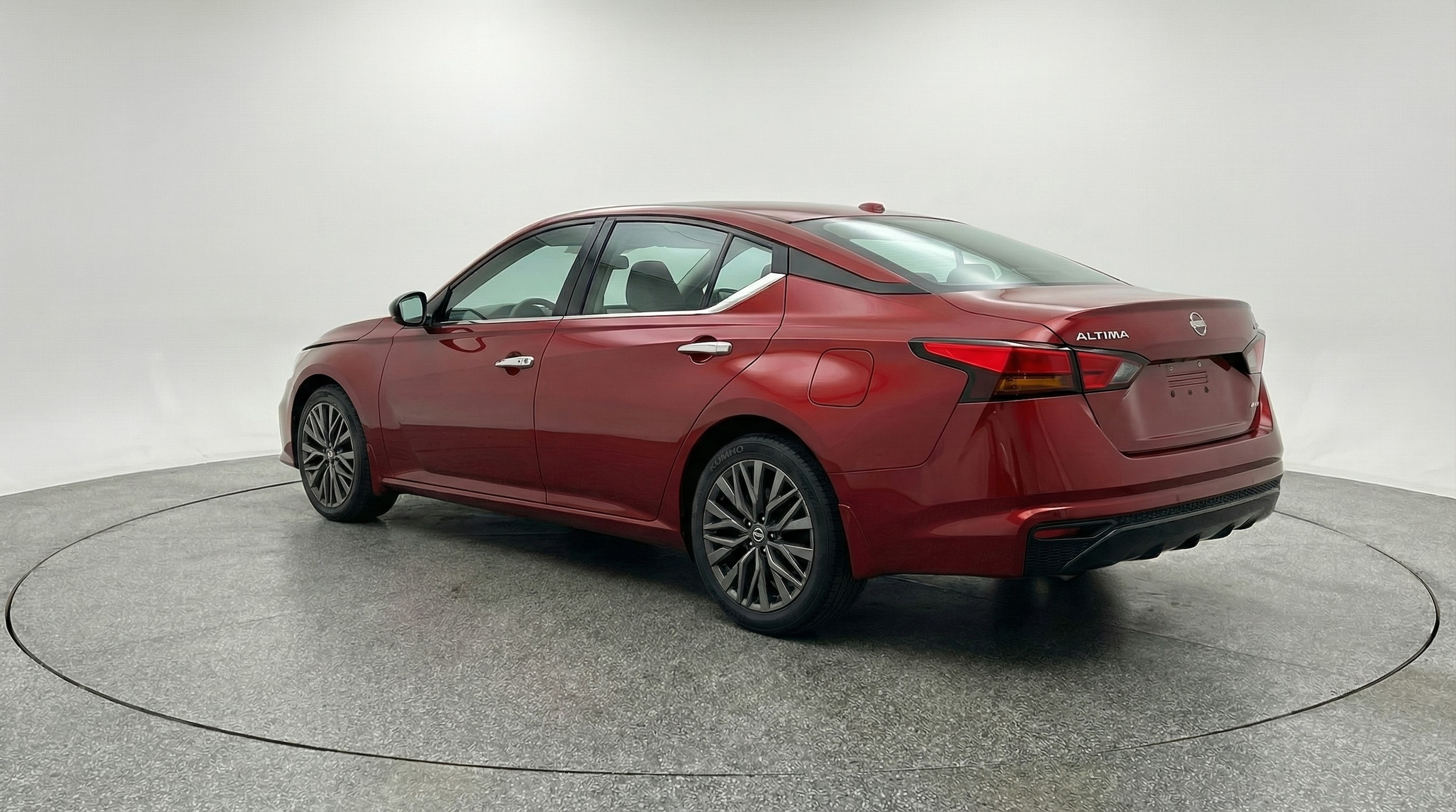 Thumbnail: 2025 Nissan Altima - 5