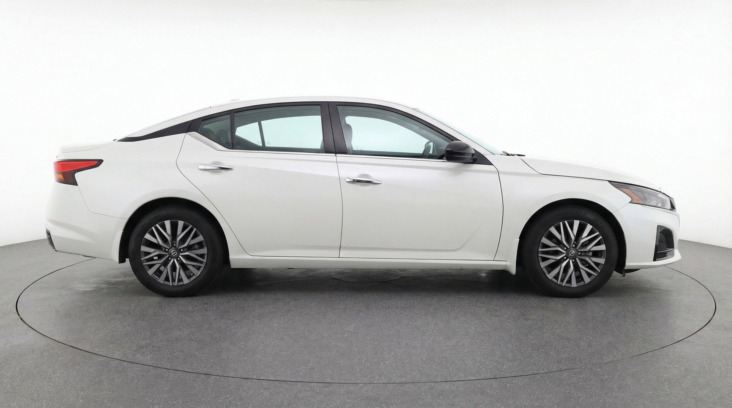 Thumbnail: 2025 Nissan Altima - 11