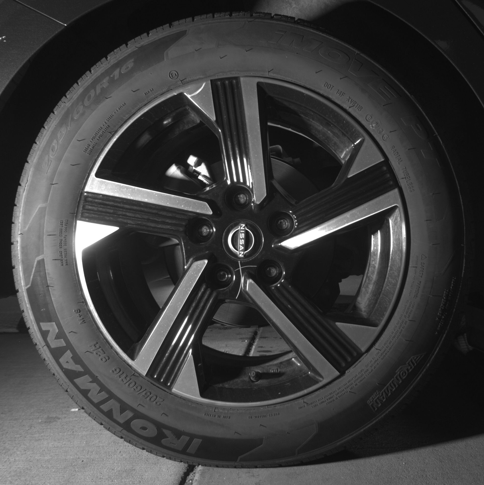 Thumbnail: 2025 Nissan Sentra - 12