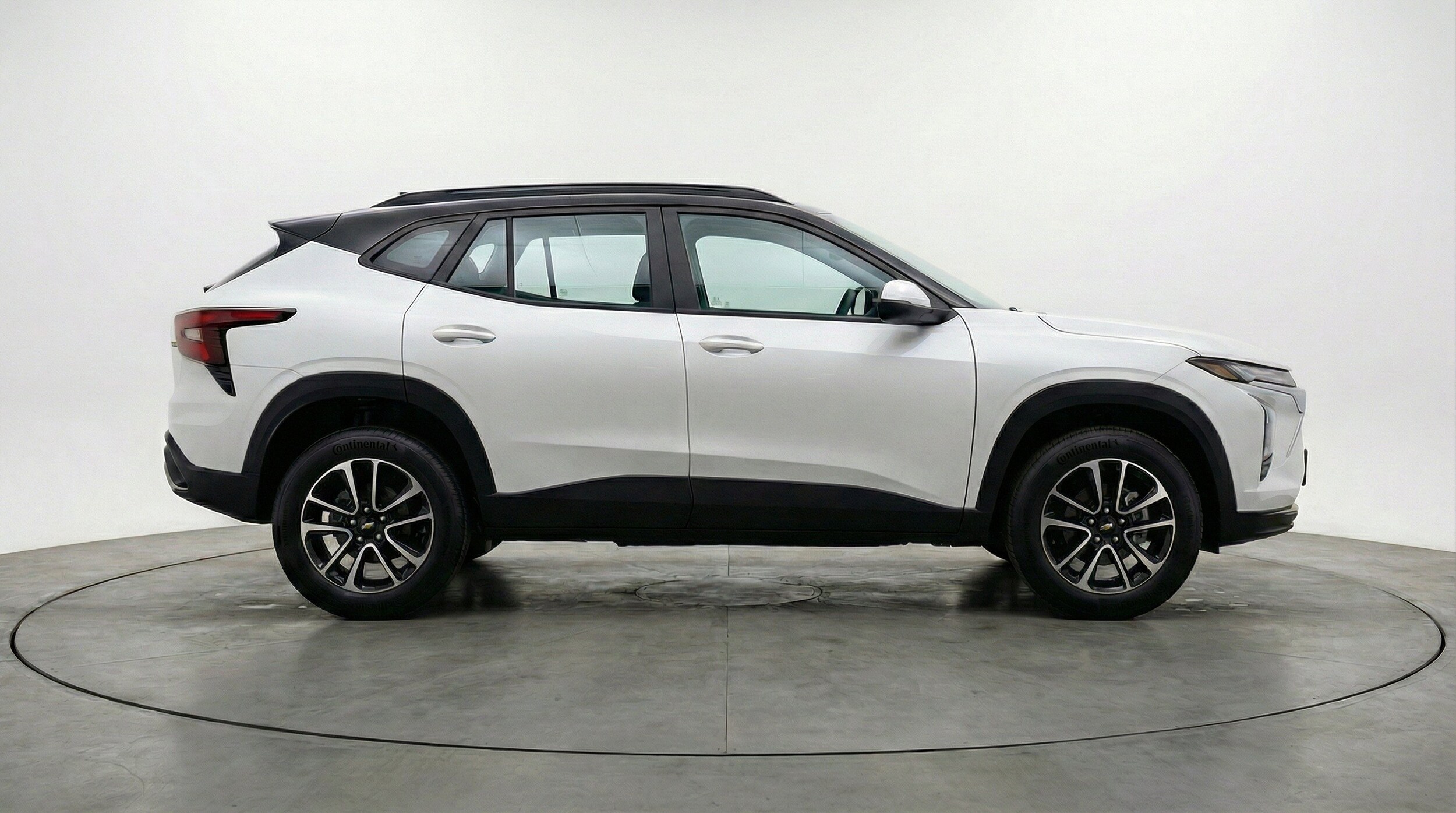 Thumbnail: 2025 Chevrolet TrailBlazer - 11