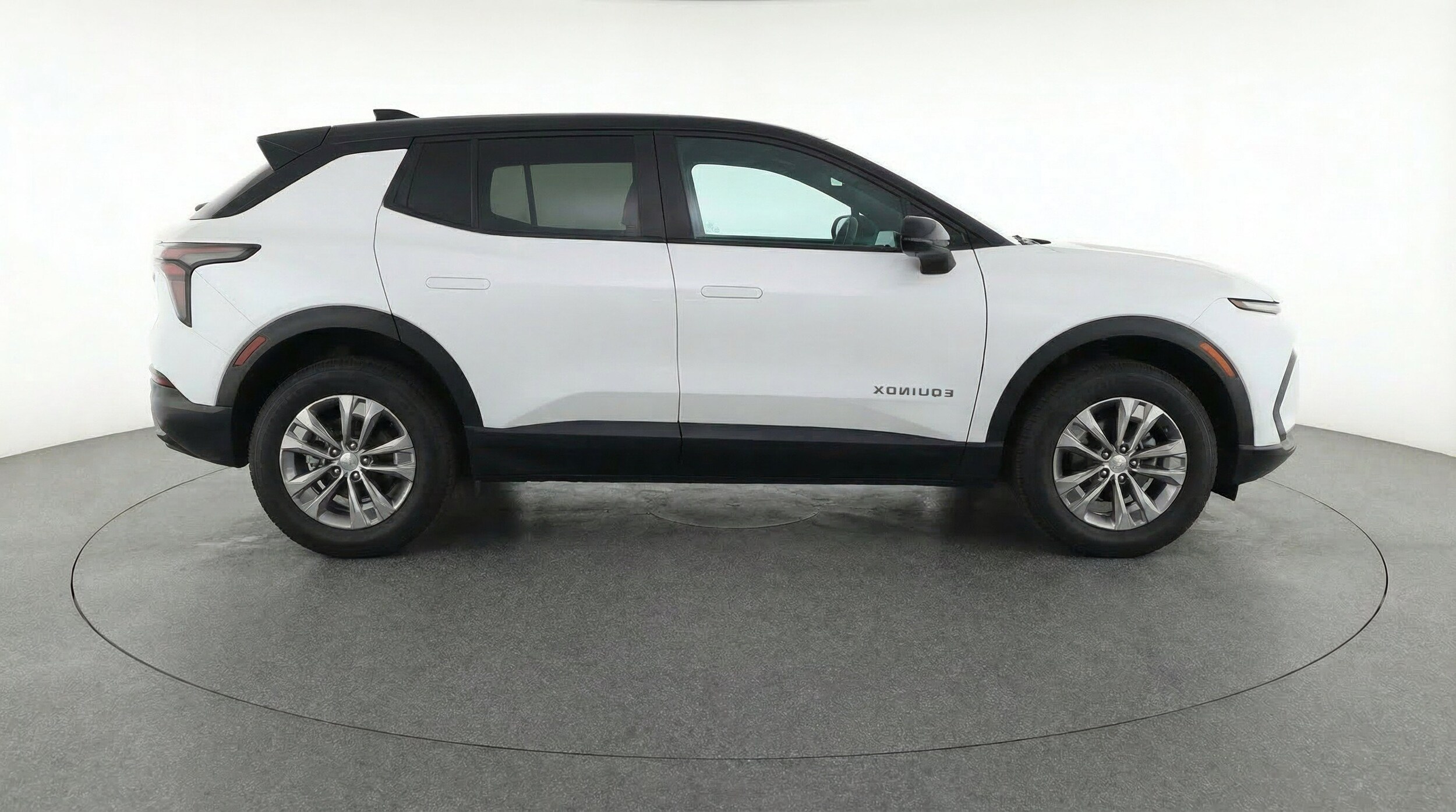 Thumbnail: 2025 Chevrolet Equinox - 11