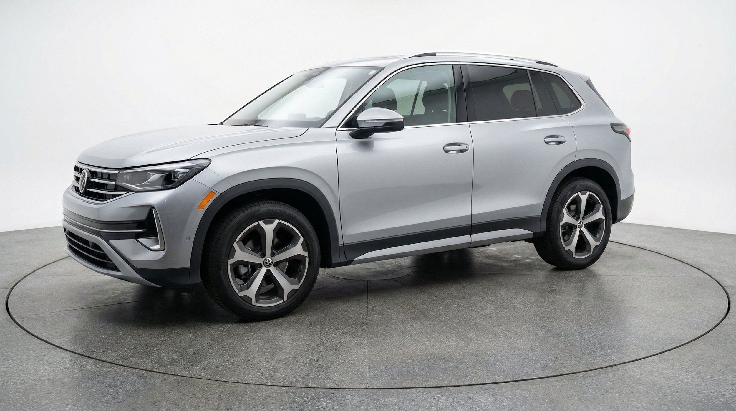 Thumbnail: 2026 Volkswagen Tiguan - 3