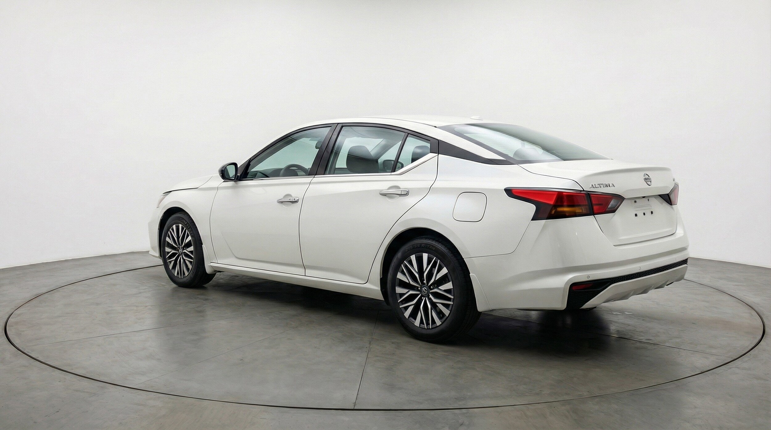 Thumbnail: 2025 Nissan Altima - 6