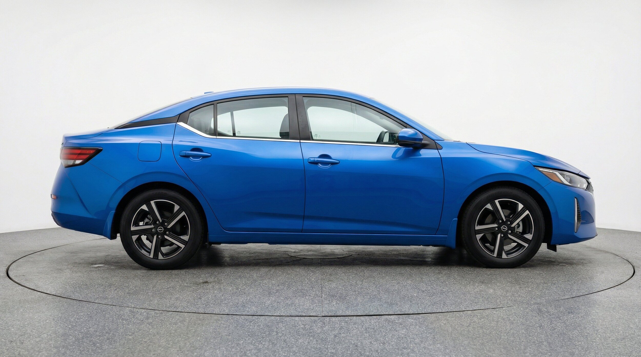 Thumbnail: 2025 Nissan Sentra - 11