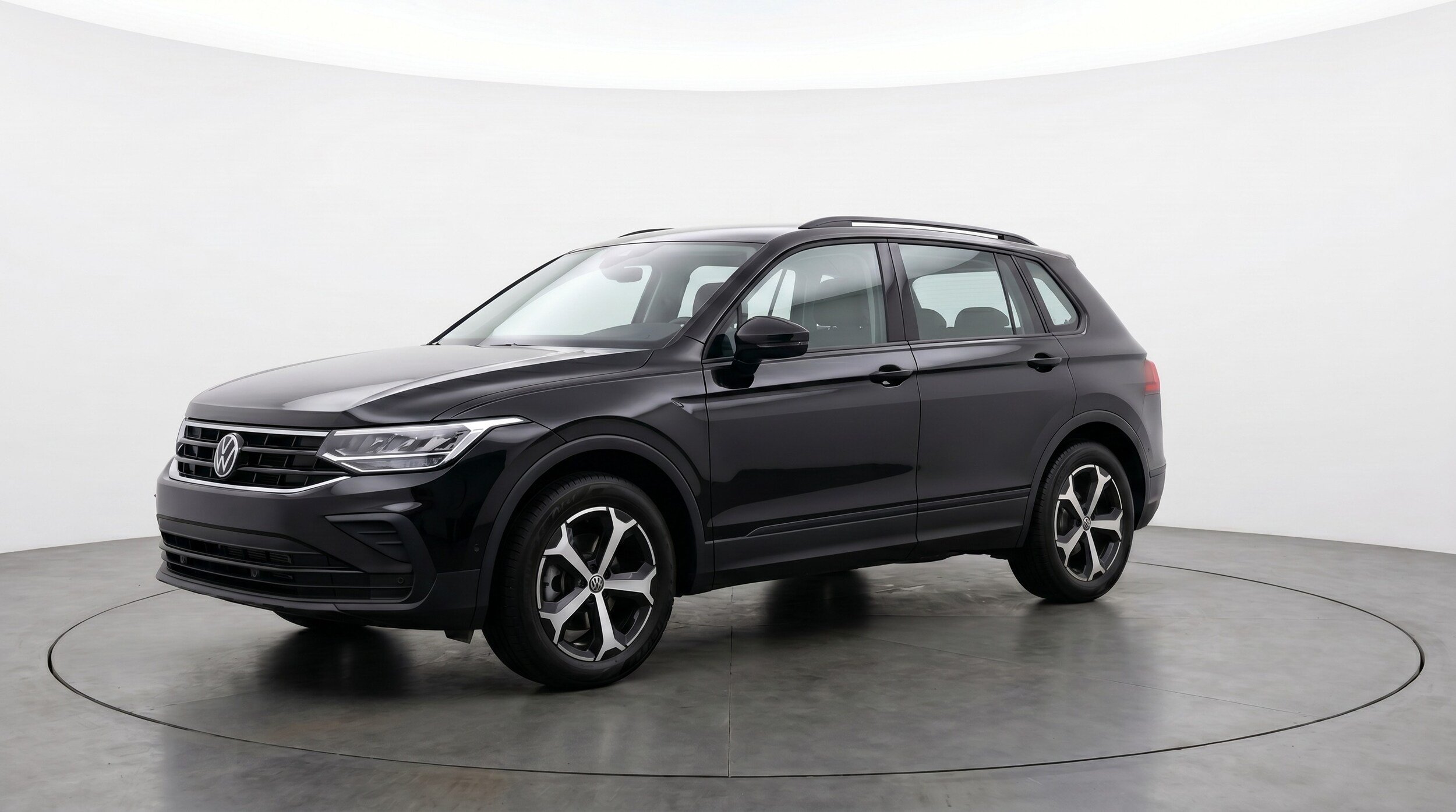 Thumbnail: 2026 Volkswagen Tiguan - 3