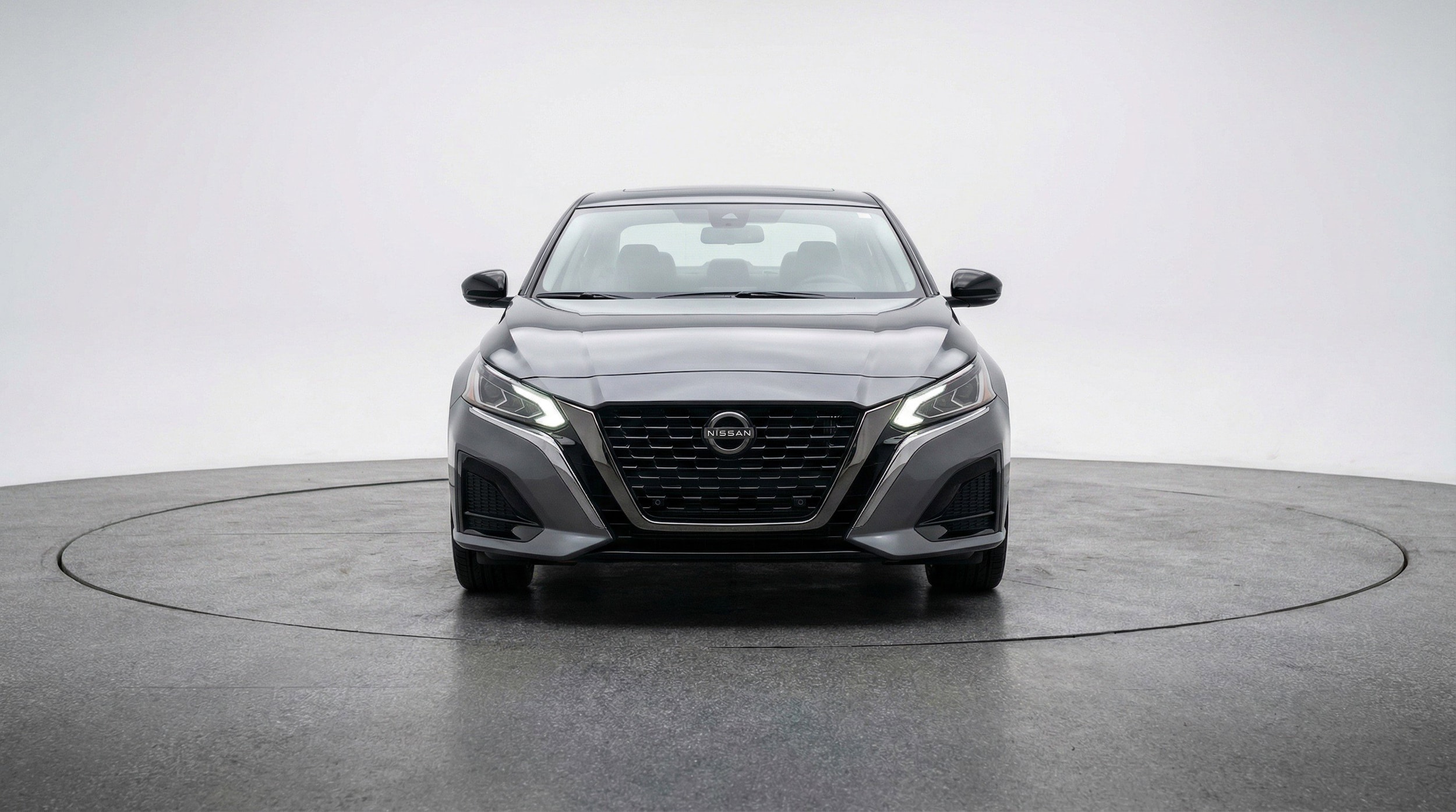 Thumbnail: 2025 Nissan Altima - 2
