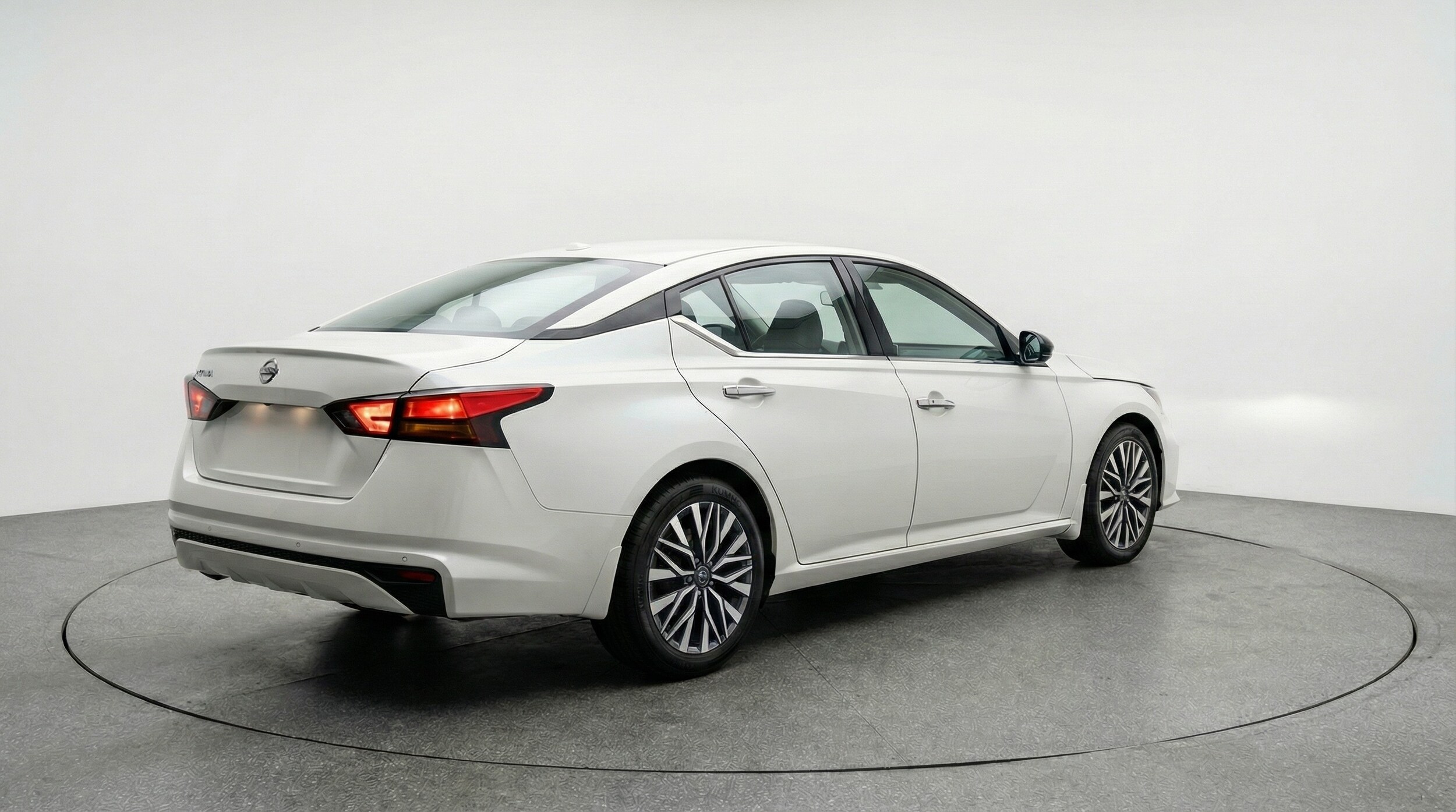 Thumbnail: 2025 Nissan Altima - 7