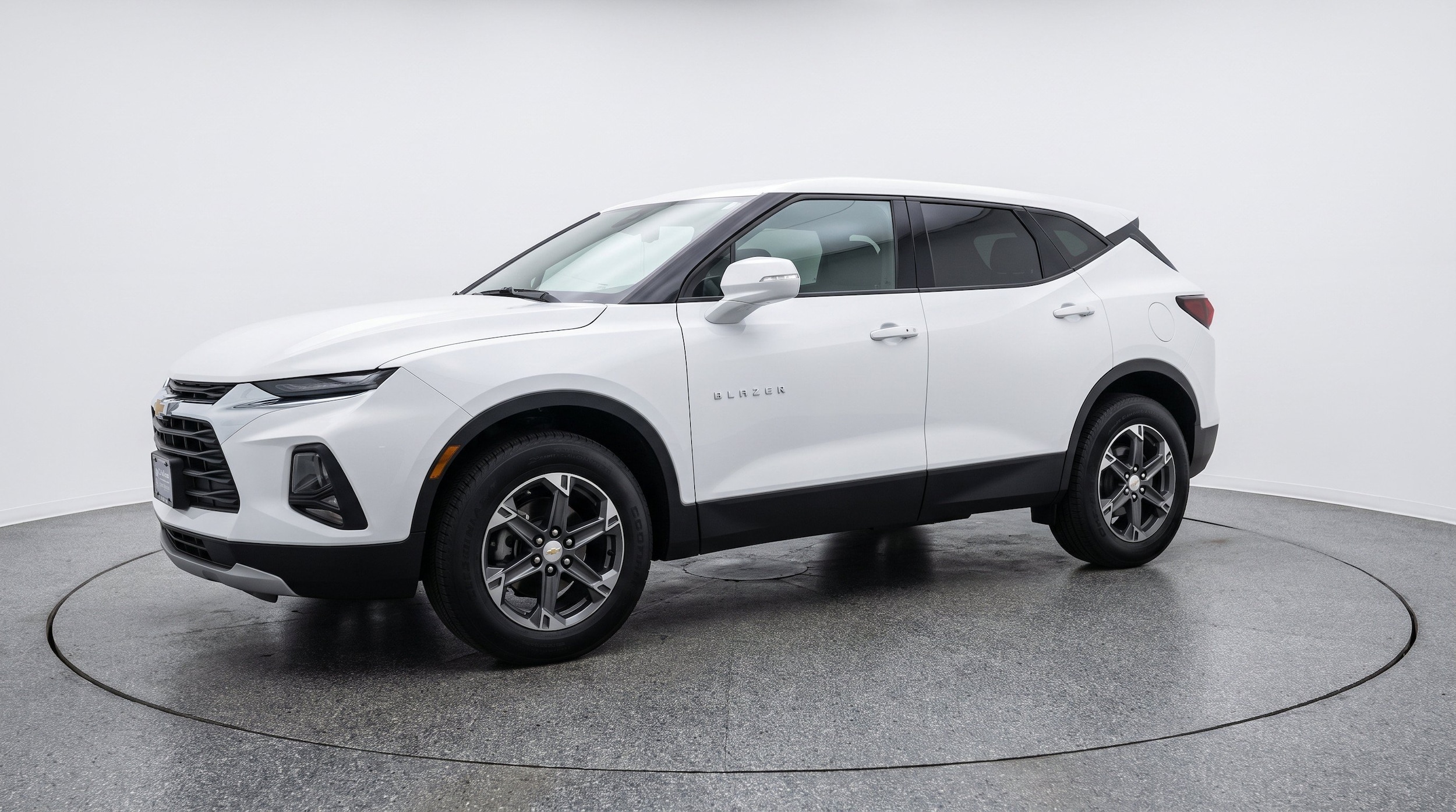 Thumbnail: 2026 Chevrolet Blazer - 3