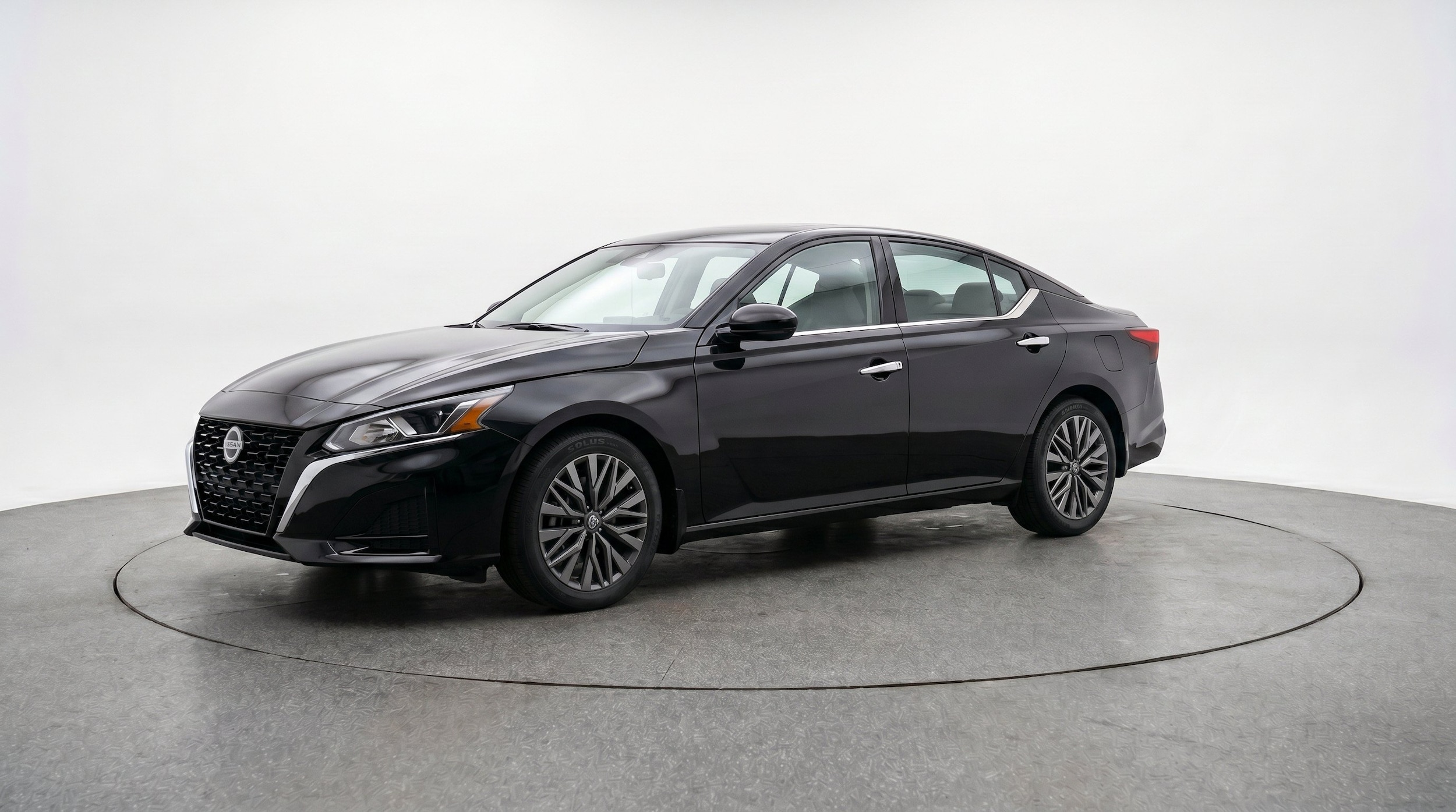 Thumbnail: 2025 Nissan Altima - 3