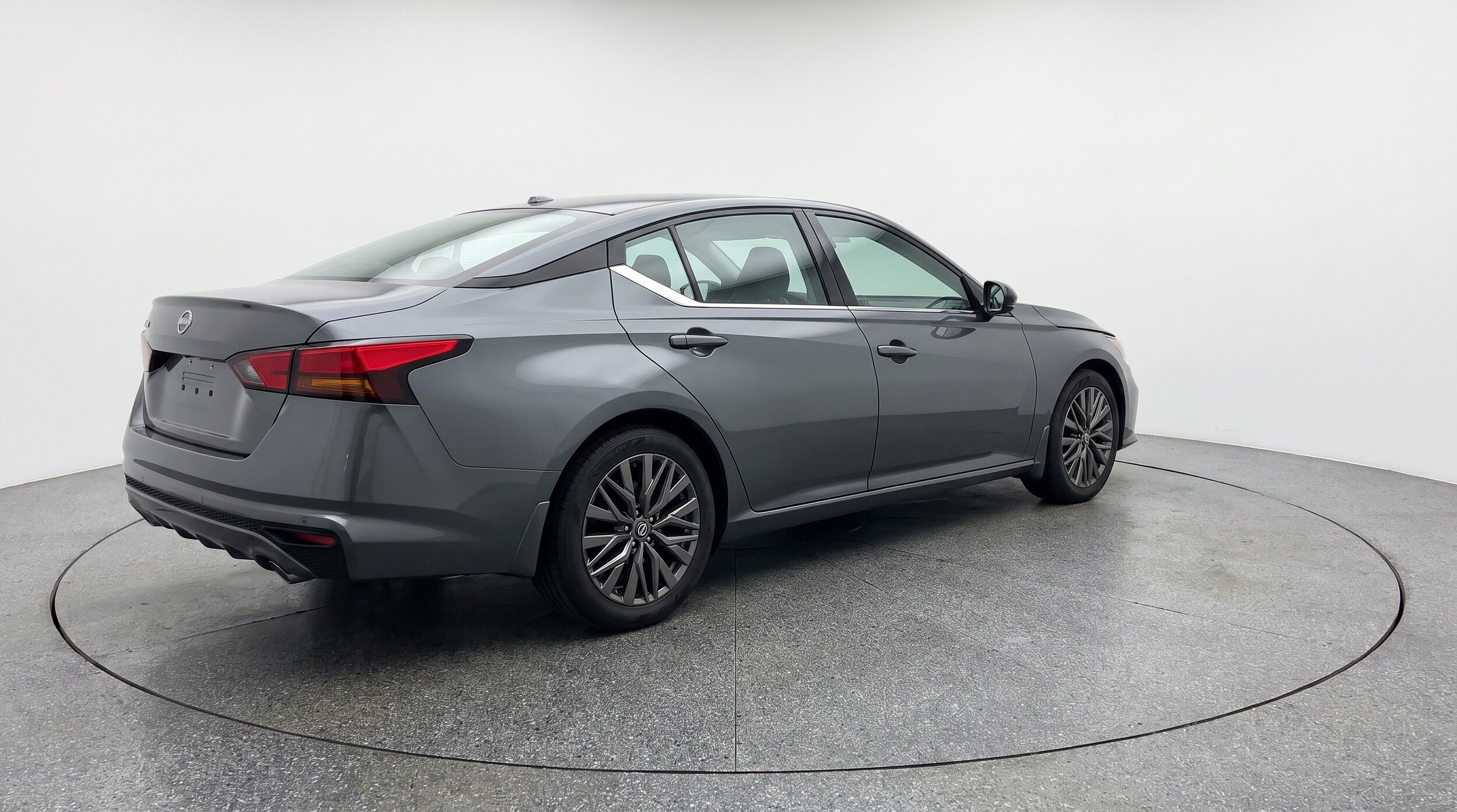 Thumbnail: 2025 Nissan Altima - 9