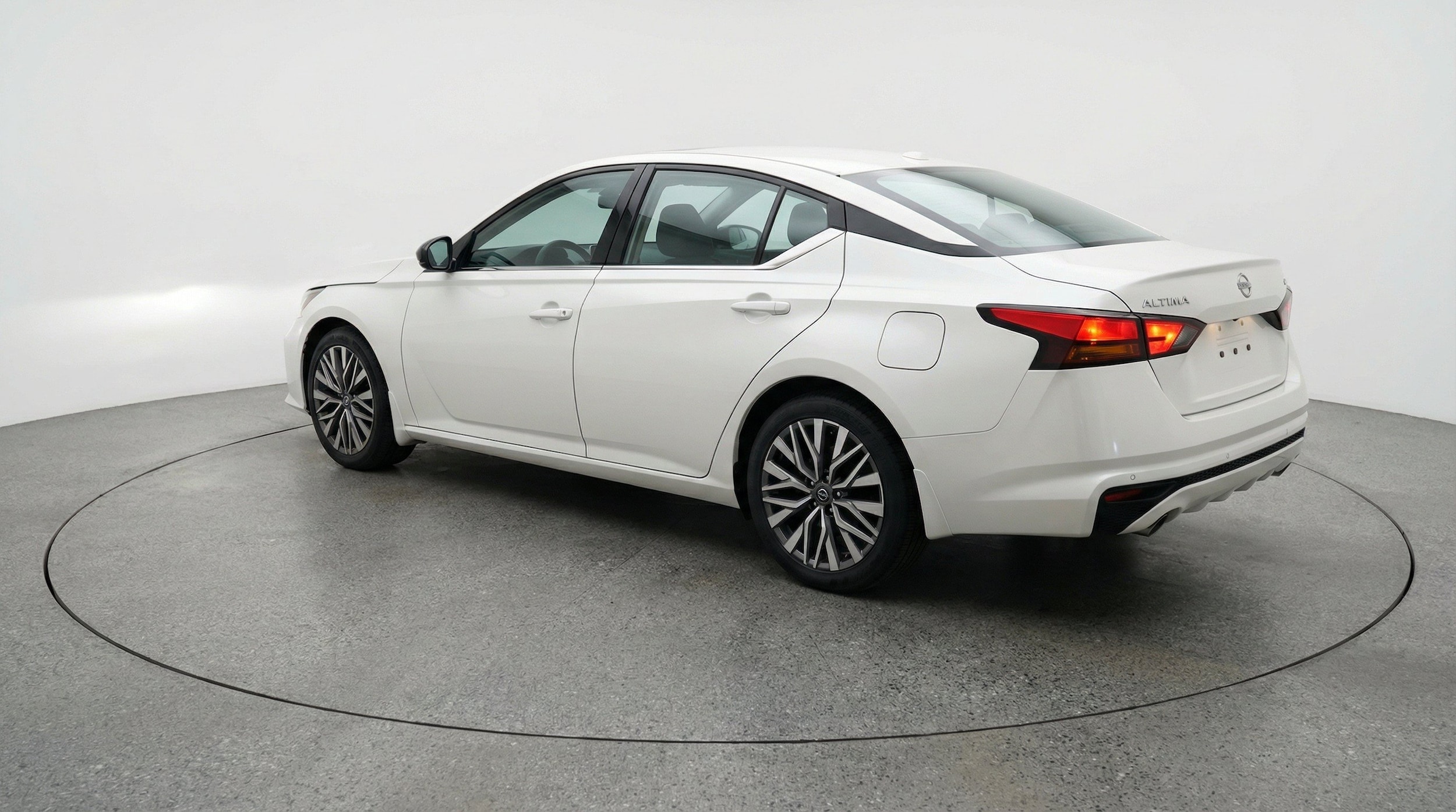 Thumbnail: 2025 Nissan Altima - 6
