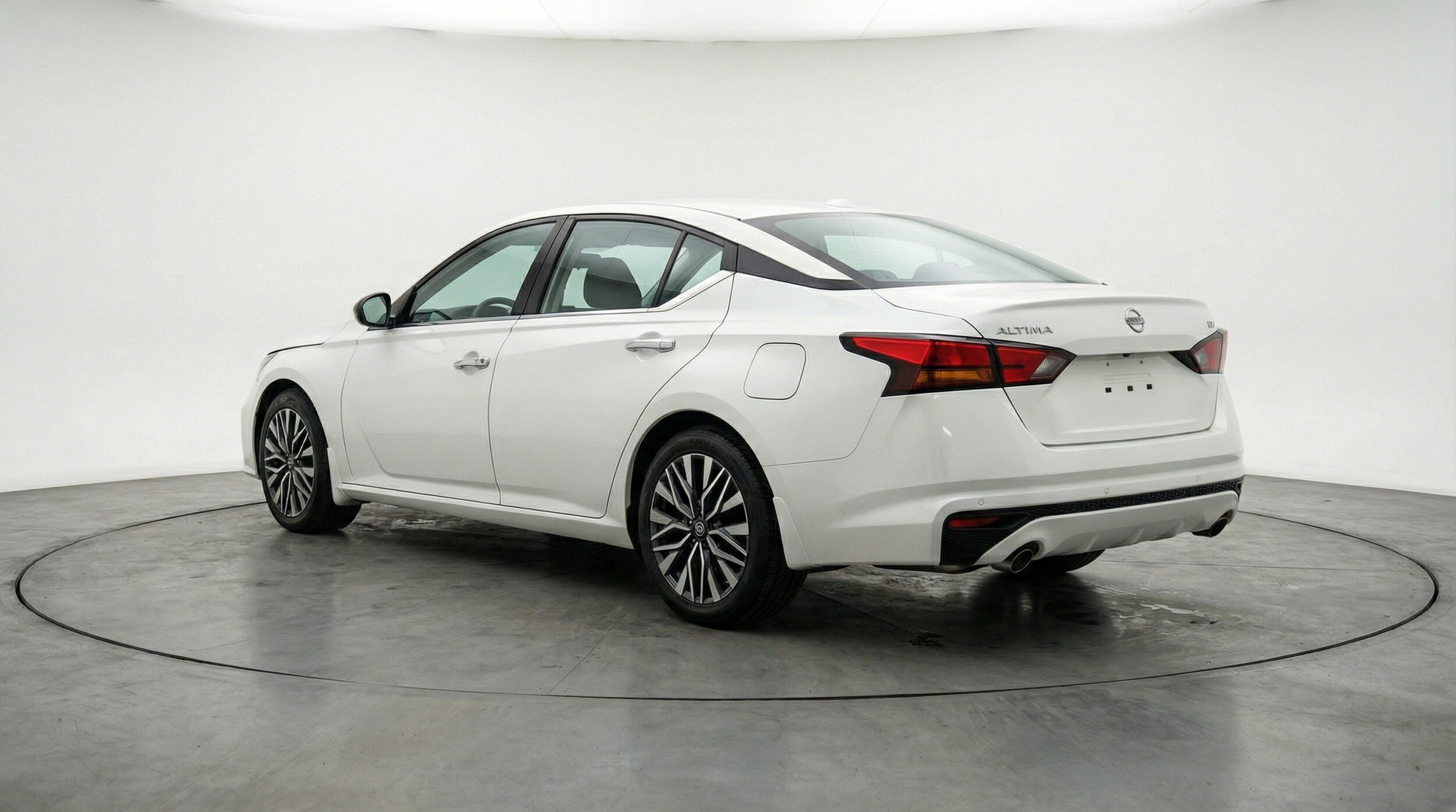 Thumbnail: 2025 Nissan Altima - 6