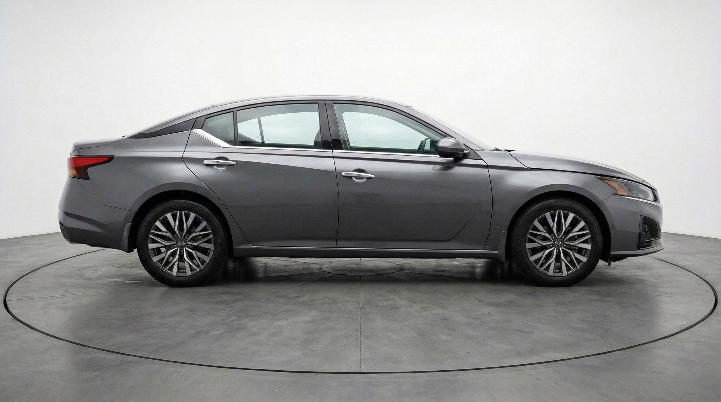 Thumbnail: 2025 Nissan Altima - 11