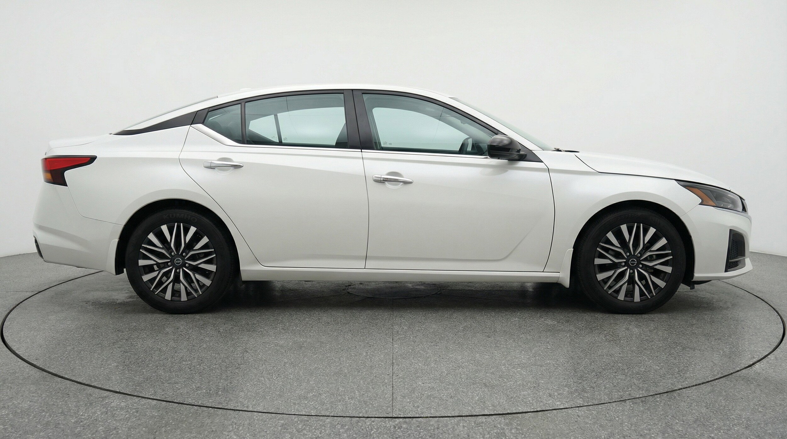 Thumbnail: 2025 Nissan Altima - 11