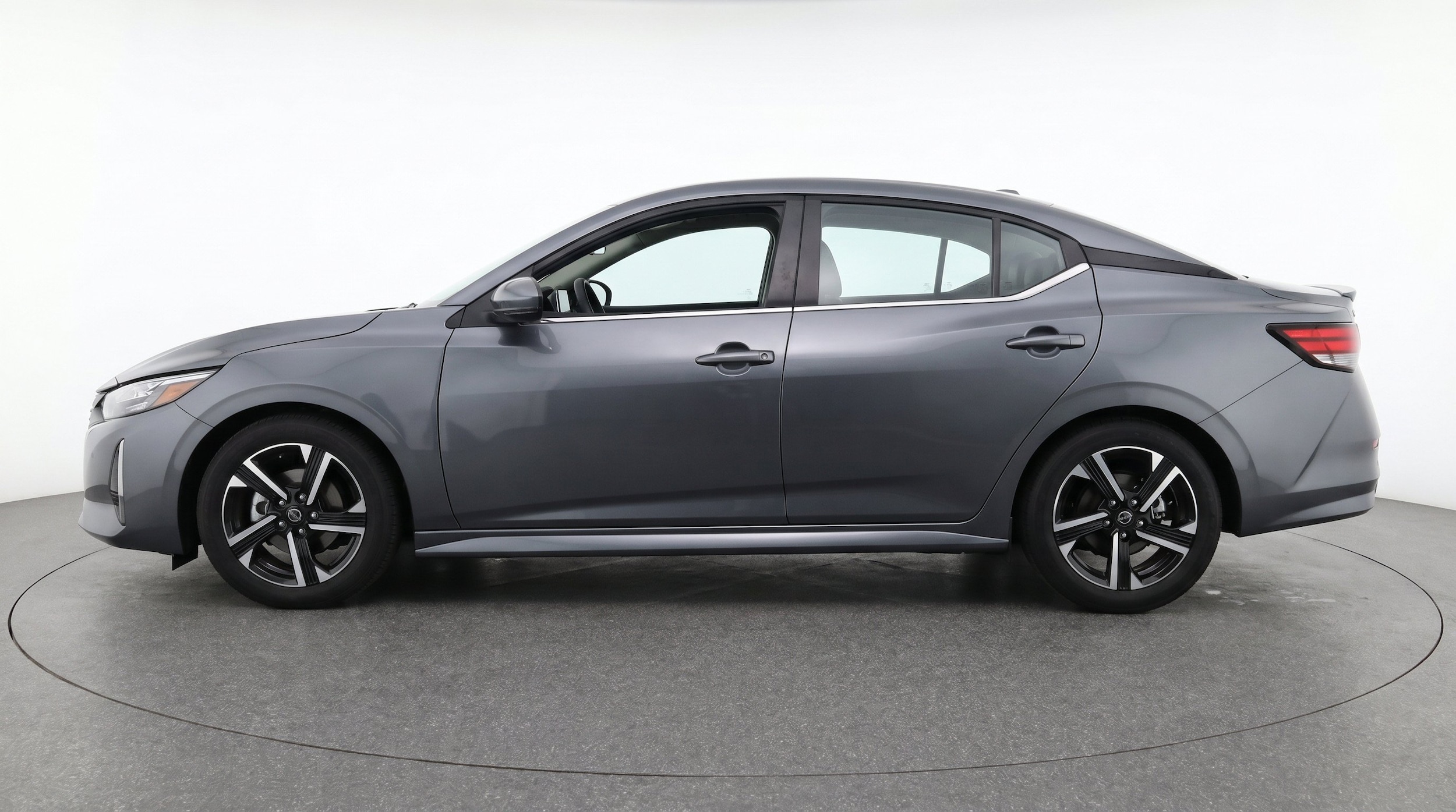 Thumbnail: 2025 Nissan Sentra - 5