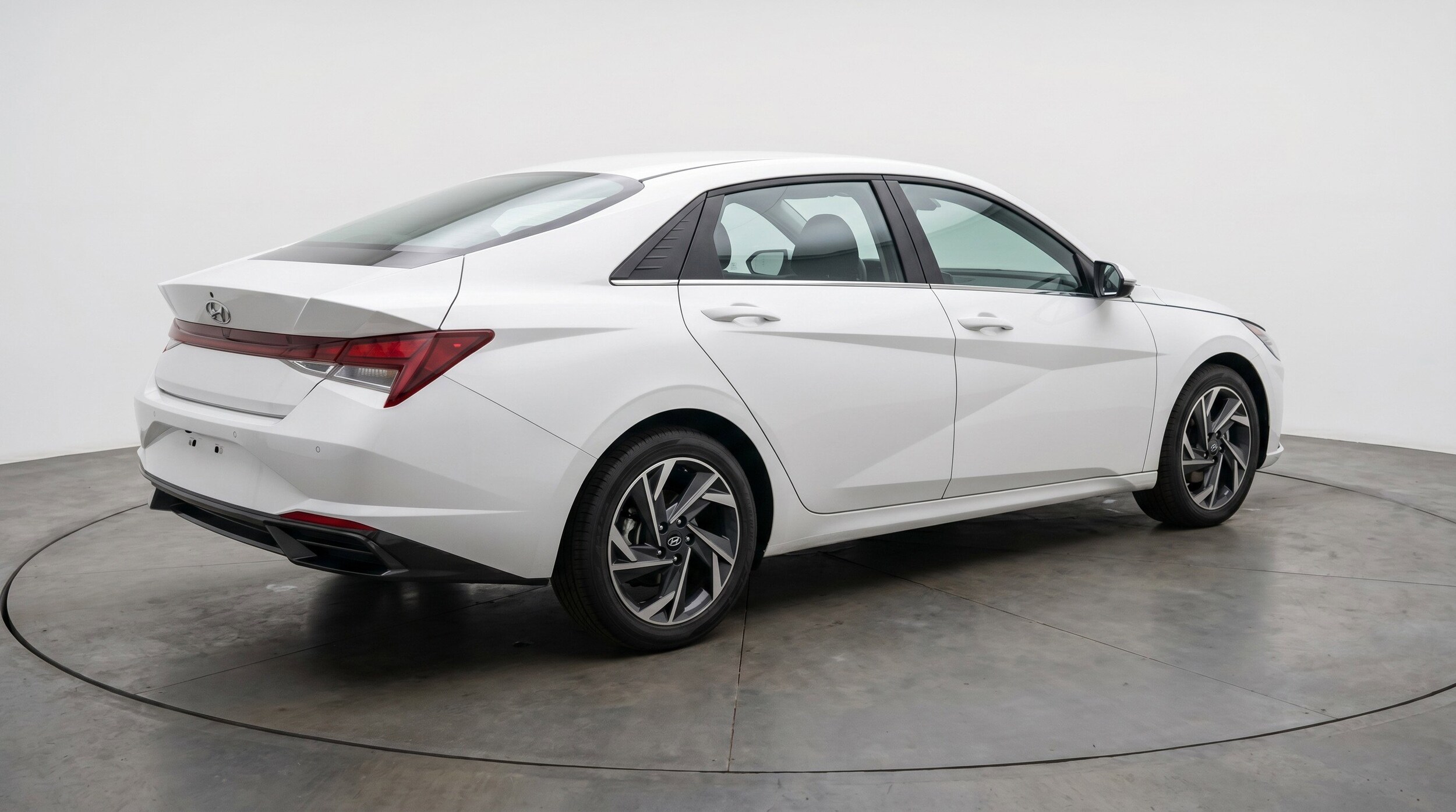 Thumbnail: 2025 Hyundai Elantra - 9